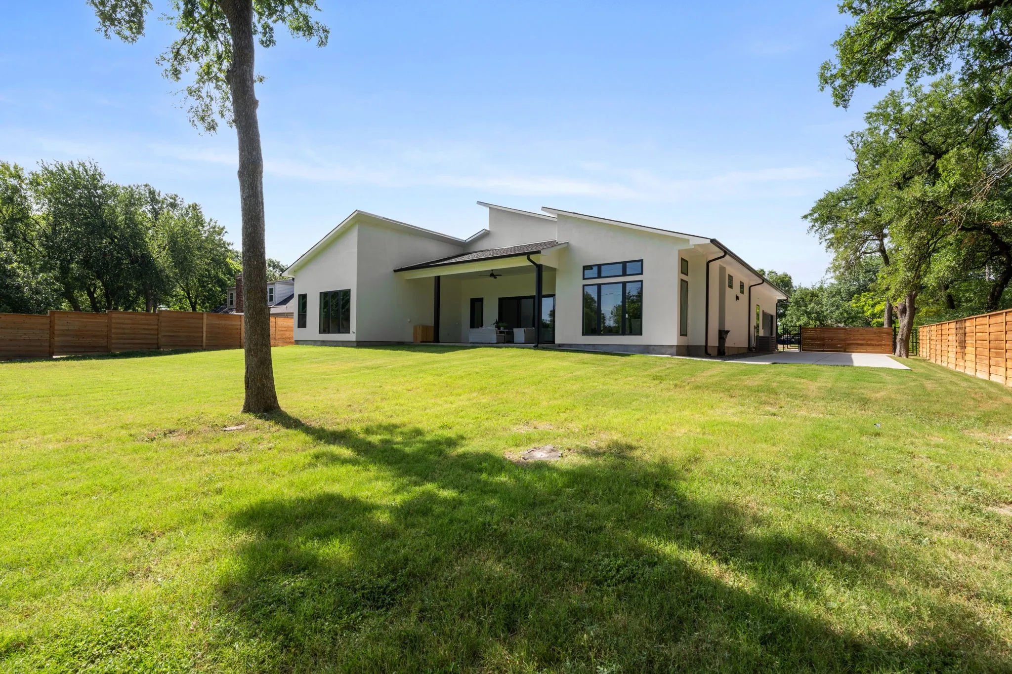 Single Family Residence For Sale in Dallas County , 3115 GIBBS WILLIAMS Road, Dallas, Texas 75233, 3 Bedrooms, 4 Bathrooms, 2 Garage spaces, 3,210 Sqft, built in 2025, Price $849,000, mls#21319791, Real Estate Agent in Dallas, Homes For Sale in Dallas county, Homes For Sale in Dallas, Realtor in Dallas Texas, Real Estate Brokerage Independent Realty Texas, Luminita Cordes Realtor