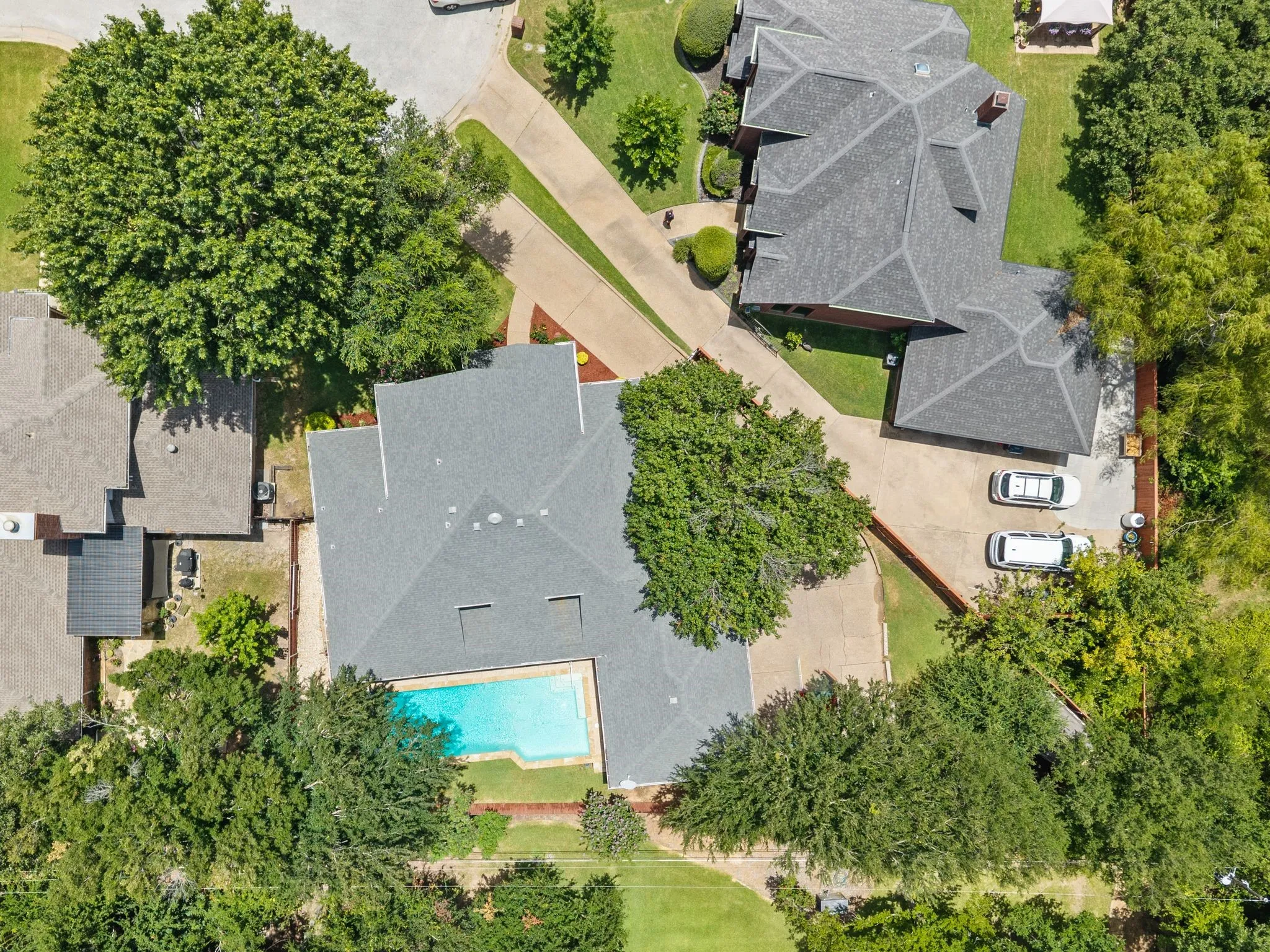 Single Family Residence For Sale in Tarrant County , 3409 Moneta Court, Arlington, Texas 76001, 4 Bedroom, 3 Bathroom, 3 Garage spaces, 3,138 Sqft, built in 1997, mls#21311910, Real Estate Agent in Arlington, Homes For Sale in Tarrant county, Homes For Sale in Arlington, Realtor in Arlington Texas, Real Estate Brokerage Independent Realty Texas, Luminita Cordes Realtor