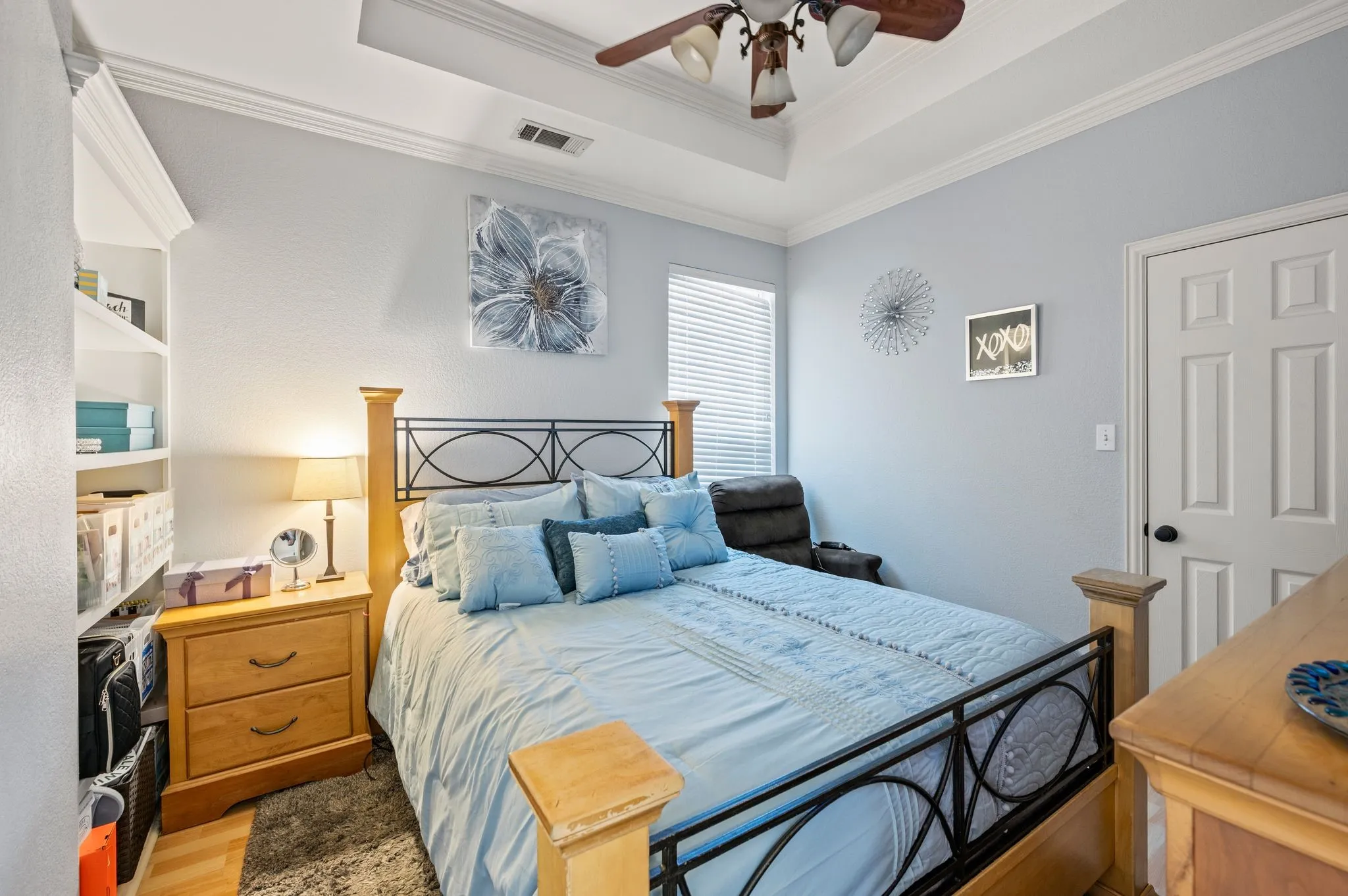 Single Family Residence For Sale in Tarrant County , 3409 Moneta Court, Arlington, Texas 76001, 4 Bedroom, 3 Bathroom, 3 Garage spaces, 3,138 Sqft, built in 1997, mls#21311910, Real Estate Agent in Arlington, Homes For Sale in Tarrant county, Homes For Sale in Arlington, Realtor in Arlington Texas, Real Estate Brokerage Independent Realty Texas, Luminita Cordes Realtor