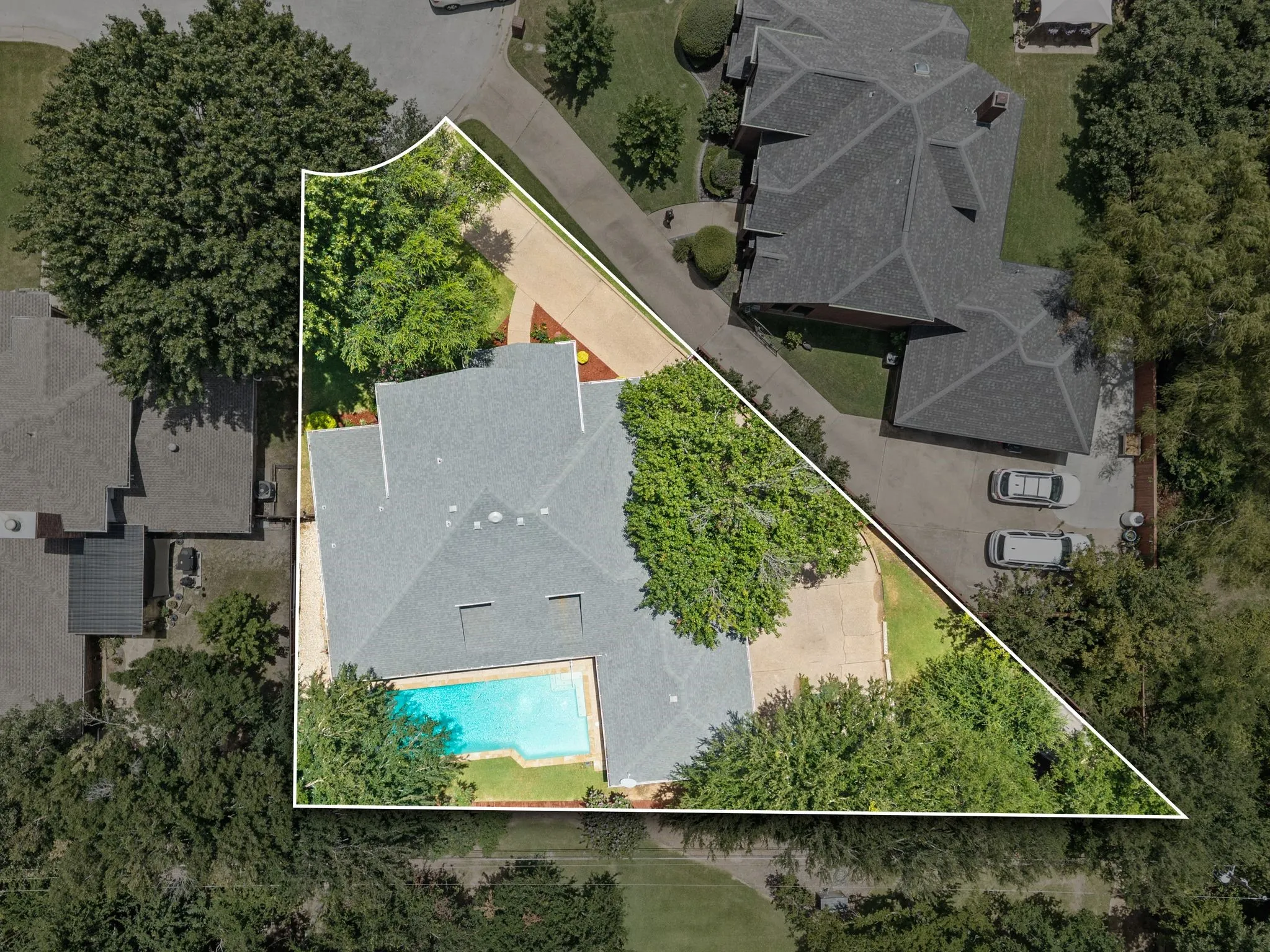 Single Family Residence For Sale in Tarrant County , 3409 Moneta Court, Arlington, Texas 76001, 4 Bedroom, 3 Bathroom, 3 Garage spaces, 3,138 Sqft, built in 1997, mls#21311910, Real Estate Agent in Arlington, Homes For Sale in Tarrant county, Homes For Sale in Arlington, Realtor in Arlington Texas, Real Estate Brokerage Independent Realty Texas, Luminita Cordes Realtor