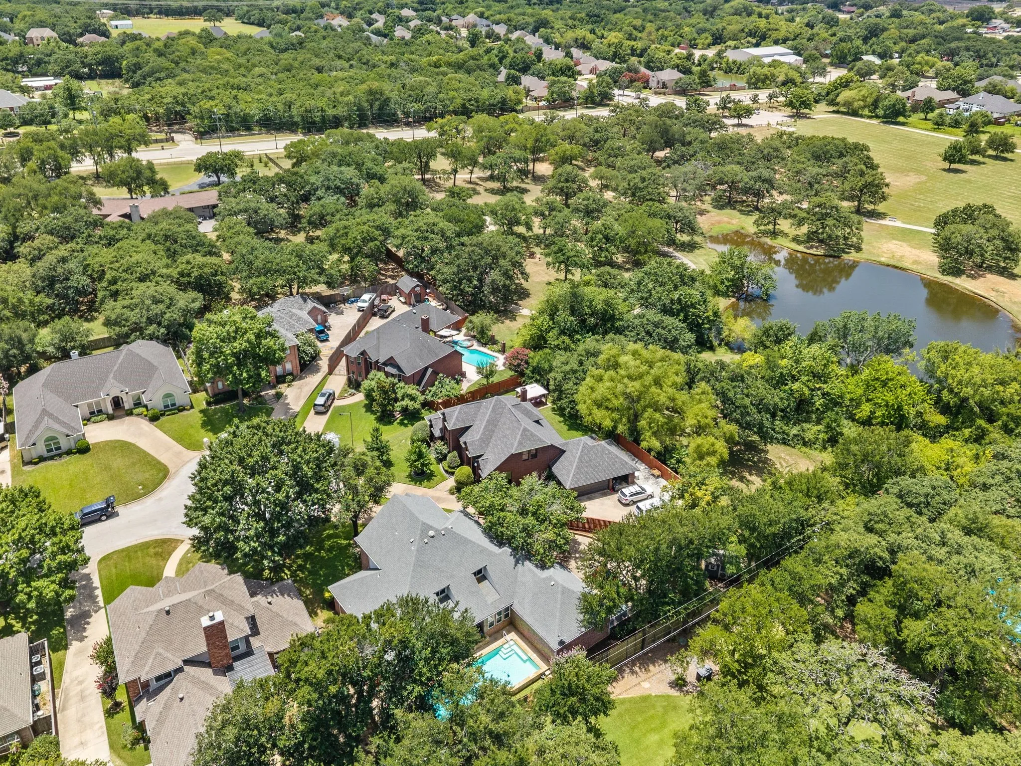 Single Family Residence For Sale in Tarrant County , 3409 Moneta Court, Arlington, Texas 76001, 4 Bedroom, 3 Bathroom, 3 Garage spaces, 3,138 Sqft, built in 1997, mls#21311910, Real Estate Agent in Arlington, Homes For Sale in Tarrant county, Homes For Sale in Arlington, Realtor in Arlington Texas, Real Estate Brokerage Independent Realty Texas, Luminita Cordes Realtor