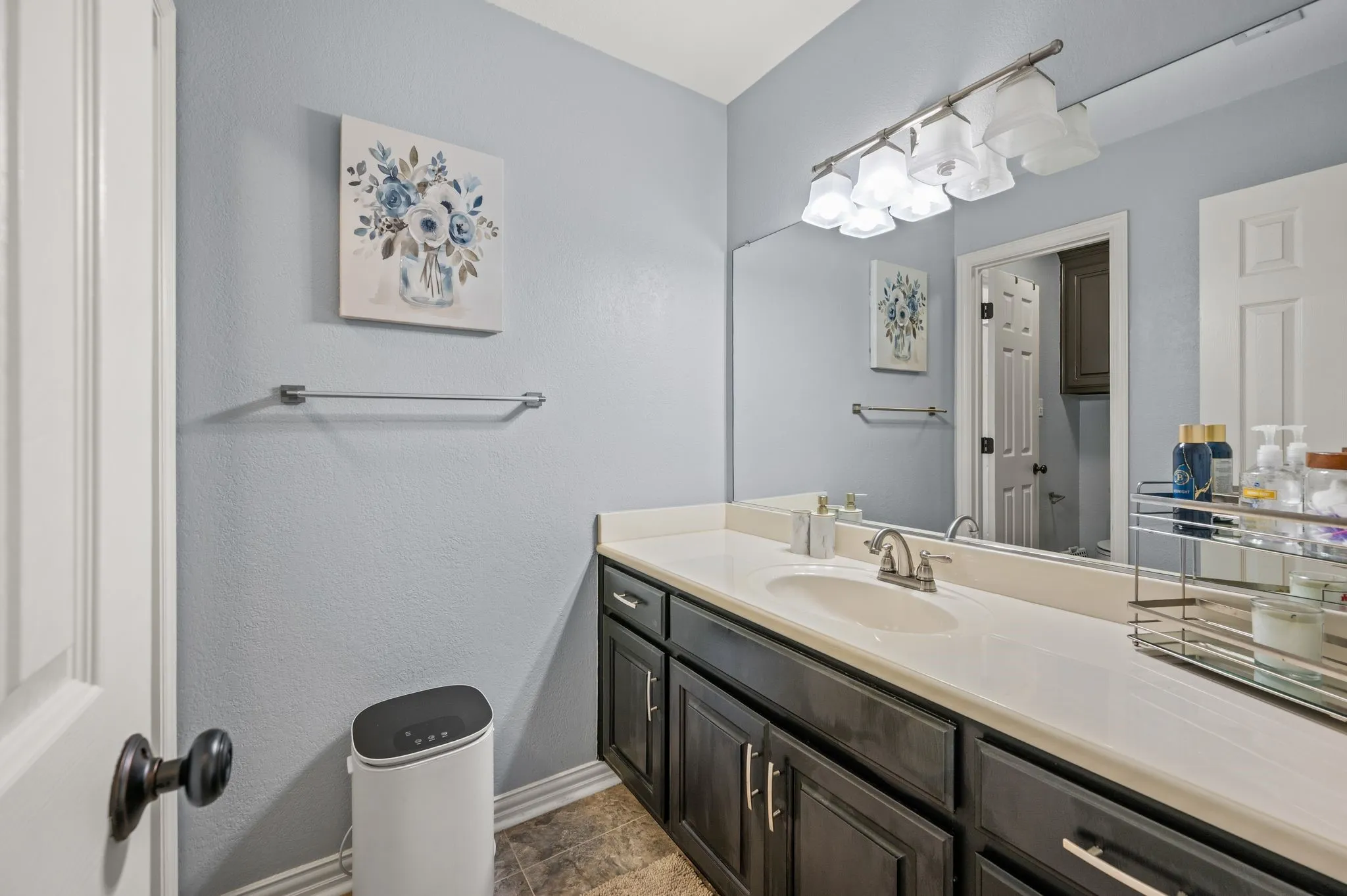 Single Family Residence For Sale in Tarrant County , 3409 Moneta Court, Arlington, Texas 76001, 4 Bedroom, 3 Bathroom, 3 Garage spaces, 3,138 Sqft, built in 1997, mls#21311910, Real Estate Agent in Arlington, Homes For Sale in Tarrant county, Homes For Sale in Arlington, Realtor in Arlington Texas, Real Estate Brokerage Independent Realty Texas, Luminita Cordes Realtor