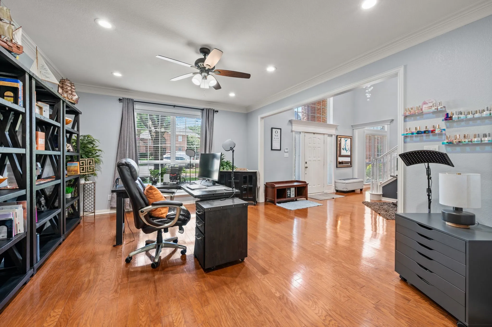 Single Family Residence For Sale in Tarrant County , 3409 Moneta Court, Arlington, Texas 76001, 4 Bedroom, 3 Bathroom, 3 Garage spaces, 3,138 Sqft, built in 1997, mls#21311910, Real Estate Agent in Arlington, Homes For Sale in Tarrant county, Homes For Sale in Arlington, Realtor in Arlington Texas, Real Estate Brokerage Independent Realty Texas, Luminita Cordes Realtor