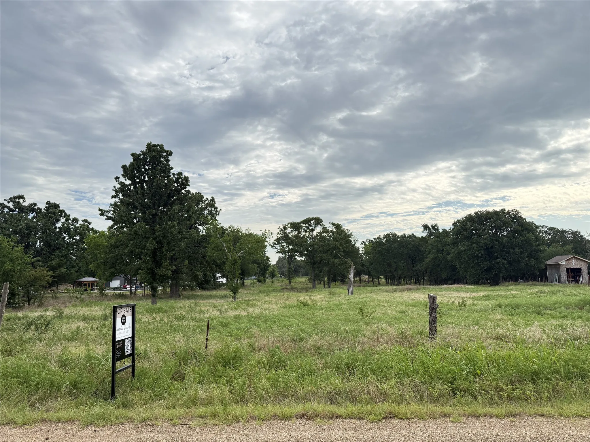 Unimproved Land For Sale in Kaufman County , TBD COUNTY ROAD 301, Terrell, Texas 75160, 0, 0, Garage spaces, 0 Sqft, built in 0, Price $320,000, mls#21321621, Real Estate Agent in Terrell, Homes For Sale in Kaufman county, Homes For Sale in Terrell, Realtor in Terrell Texas, Real Estate Brokerage Independent Realty Texas, Luminita Cordes Realtor