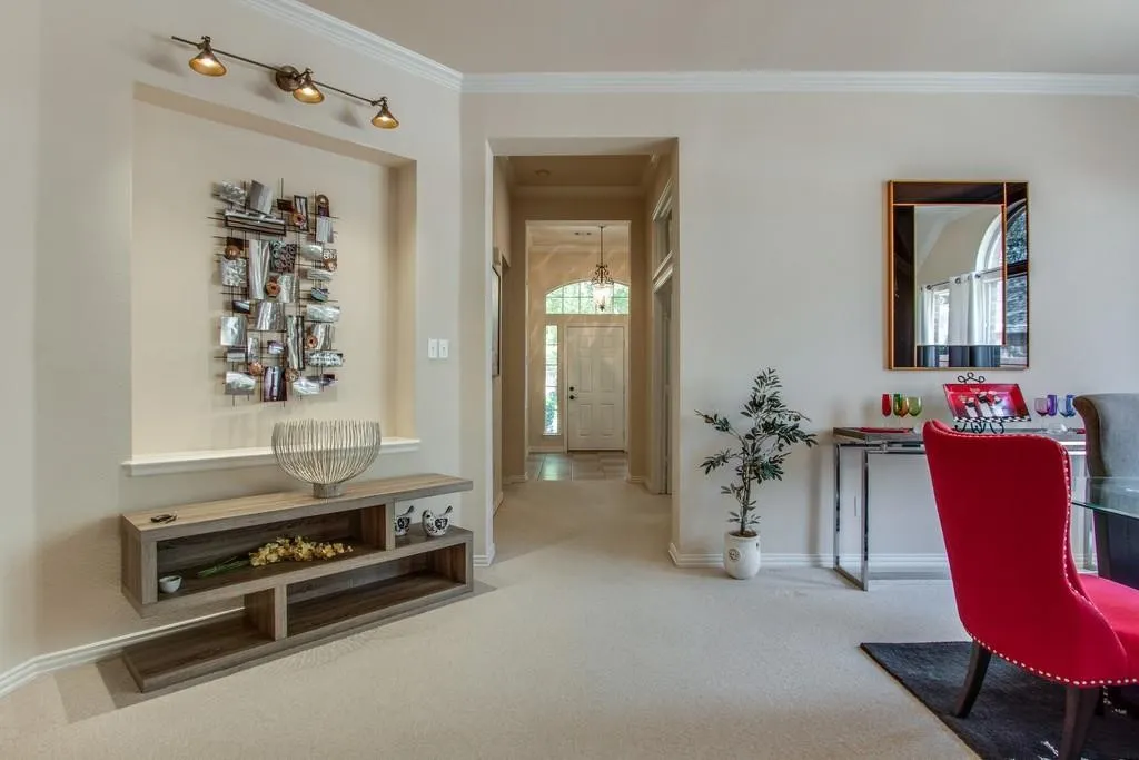 Single Family Residence For Rent in Denton County , 4636 Skyline Drive, Flower Mound, Texas 75028, 3 Bedrooms, 3 Bathrooms, 2 Garage spaces, 2,530 Sqft, built in 1997, Price $4,800, mls#21321631, Real Estate Agent in Flower Mound, Homes For Rent in Denton county, Homes For Rent in Flower Mound, Realtor in Flower Mound Texas, Real Estate Brokerage Independent Realty Texas, Luminita Cordes Realtor