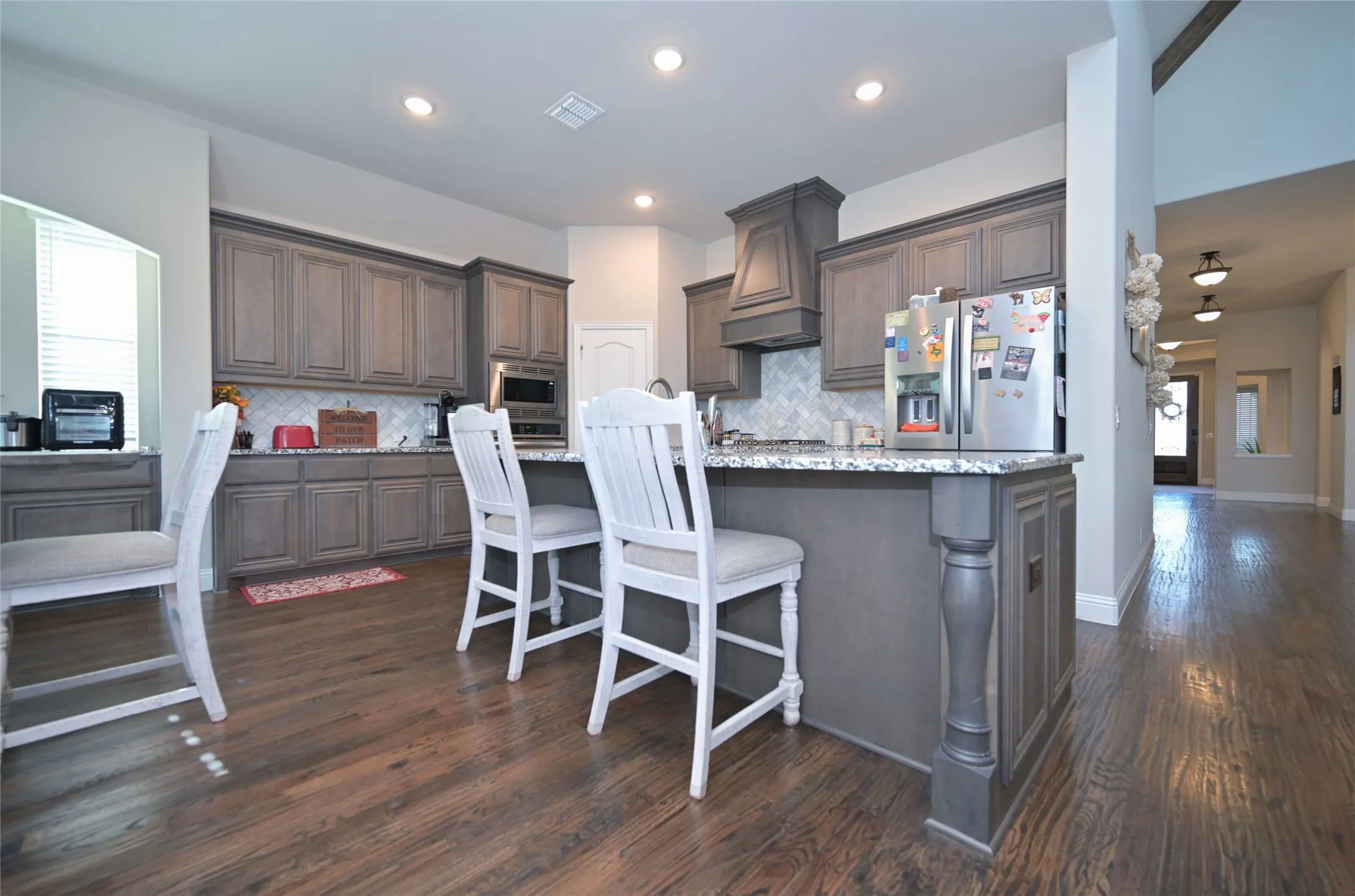 Single Family Residence For Sale in Denton County , 213 Oakcrest Drive, Justin, Texas 76247, 4 Bedroom, 3 Bathroom, 3 Garage spaces, 2,788 Sqft, built in 2019, mls#21319263, Real Estate Agent in Justin, Homes For Sale in Denton county, Homes For Sale in Justin, Realtor in Justin Texas, Real Estate Brokerage Independent Realty Texas, Luminita Cordes Realtor