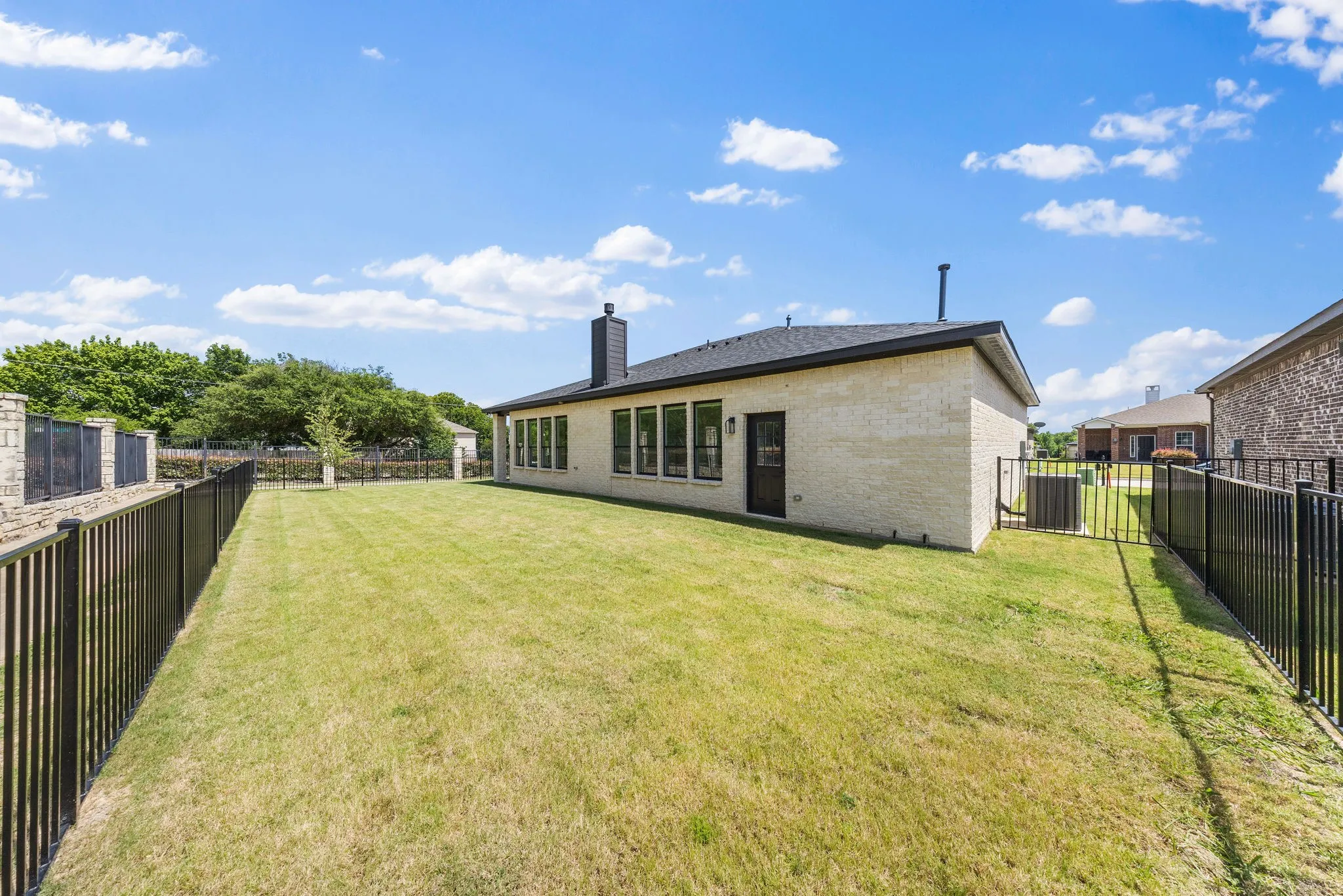 Single Family Residence For Sale in Collin County , 3700 Creek View Drive, Mc Kinney, Texas 75071, 3 Bedroom, 2 Bathroom, 2 Garage spaces, 1,634 Sqft, built in 2026, mls#21321642, Real Estate Agent in Mc Kinney, Homes For Sale in Collin county, Homes For Sale in Mc Kinney, Realtor in Mc Kinney Texas, Real Estate Brokerage Independent Realty Texas, Luminita Cordes Realtor