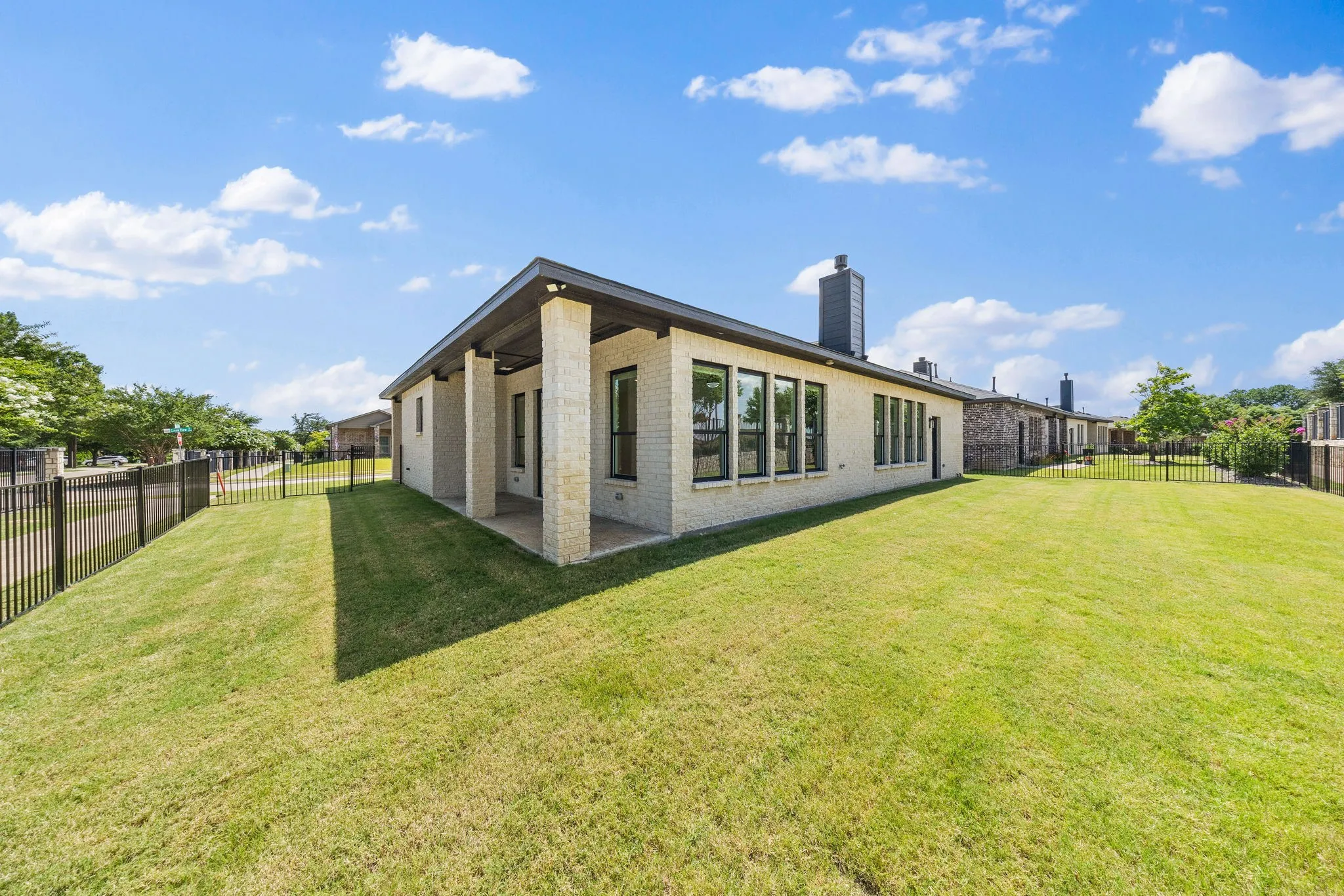 Single Family Residence For Sale in Collin County , 3700 Creek View Drive, Mc Kinney, Texas 75071, 3 Bedroom, 2 Bathroom, 2 Garage spaces, 1,634 Sqft, built in 2026, mls#21321642, Real Estate Agent in Mc Kinney, Homes For Sale in Collin county, Homes For Sale in Mc Kinney, Realtor in Mc Kinney Texas, Real Estate Brokerage Independent Realty Texas, Luminita Cordes Realtor