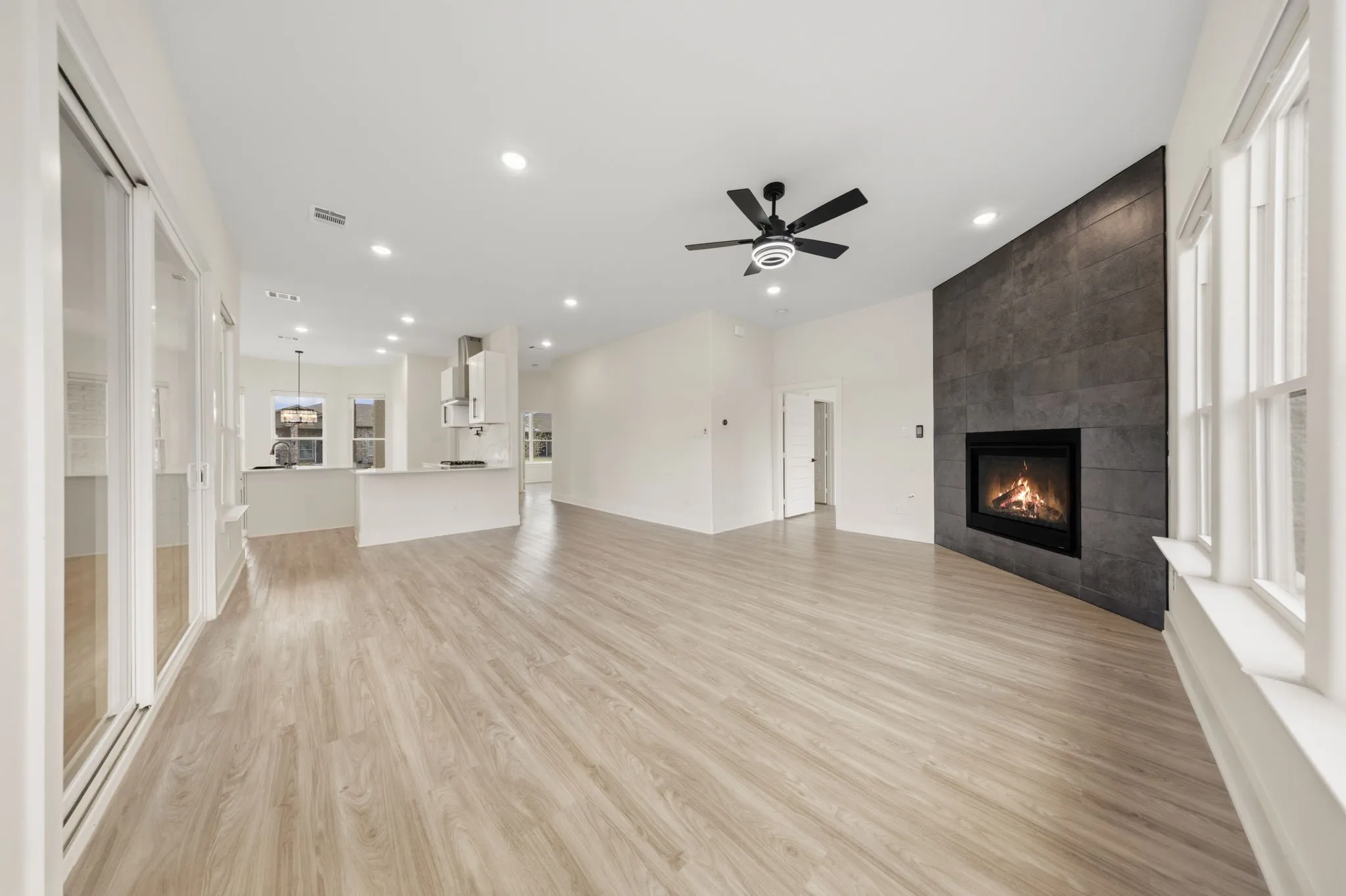 Single Family Residence For Sale in Collin County , 3700 Creek View Drive, Mc Kinney, Texas 75071, 3 Bedroom, 2 Bathroom, 2 Garage spaces, 1,634 Sqft, built in 2026, mls#21321642, Real Estate Agent in Mc Kinney, Homes For Sale in Collin county, Homes For Sale in Mc Kinney, Realtor in Mc Kinney Texas, Real Estate Brokerage Independent Realty Texas, Luminita Cordes Realtor