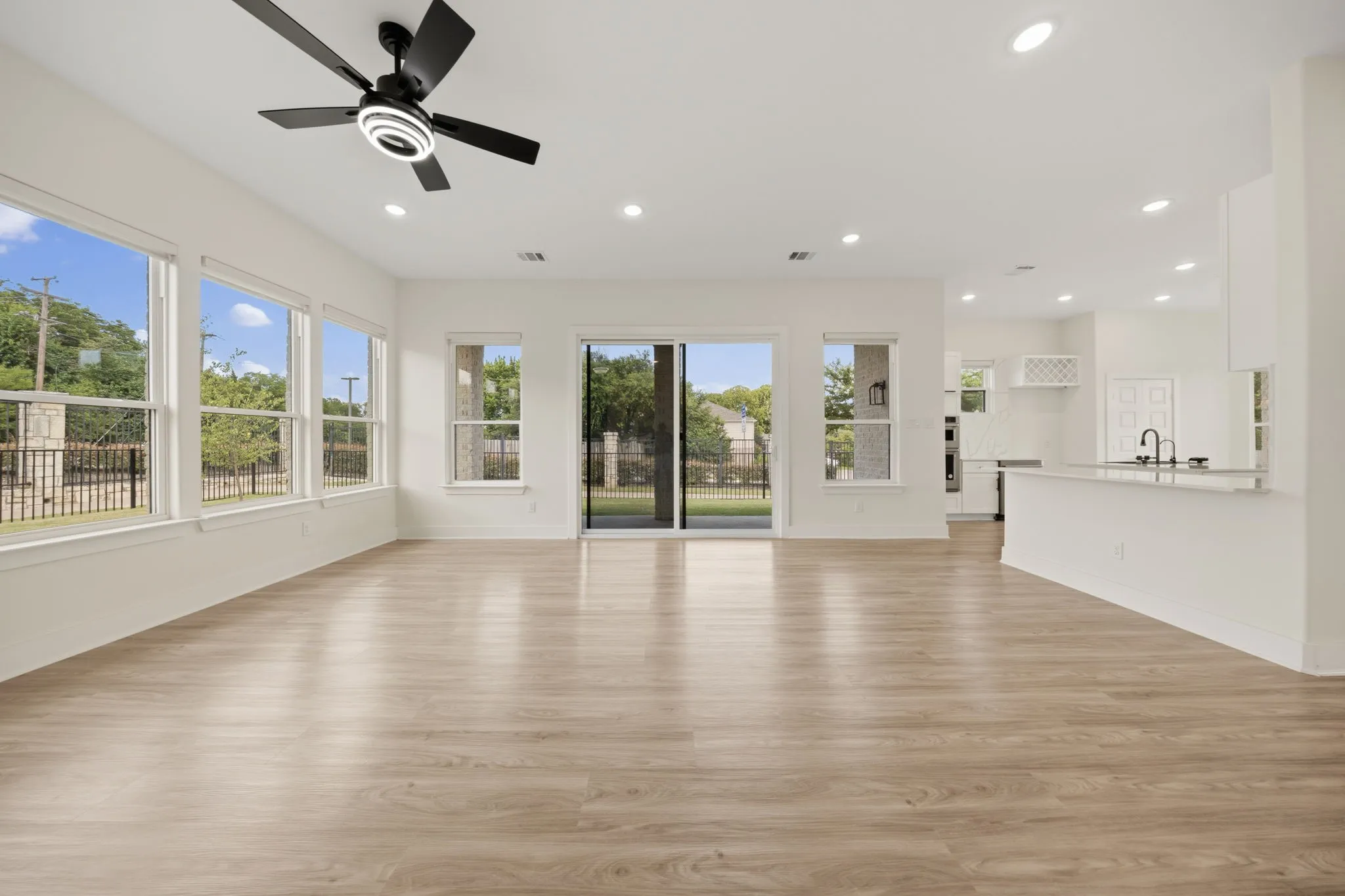 Single Family Residence For Sale in Collin County , 3700 Creek View Drive, Mc Kinney, Texas 75071, 3 Bedroom, 2 Bathroom, 2 Garage spaces, 1,634 Sqft, built in 2026, mls#21321642, Real Estate Agent in Mc Kinney, Homes For Sale in Collin county, Homes For Sale in Mc Kinney, Realtor in Mc Kinney Texas, Real Estate Brokerage Independent Realty Texas, Luminita Cordes Realtor