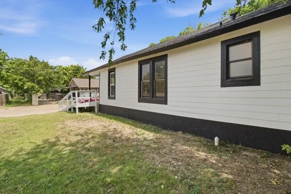 Single Family Residence For Sale in Tarrant County , 910 Loney Street, Fort Worth, Texas 76104, 2 Bedroom, 1 Bathroom, 2 Garage spaces, 860 Sqft, built in 1918, mls#21321629, Real Estate Agent in Fort Worth, Homes For Sale in Tarrant county, Homes For Sale in Fort Worth, Realtor in Fort Worth Texas, Real Estate Brokerage Independent Realty Texas, Luminita Cordes Realtor