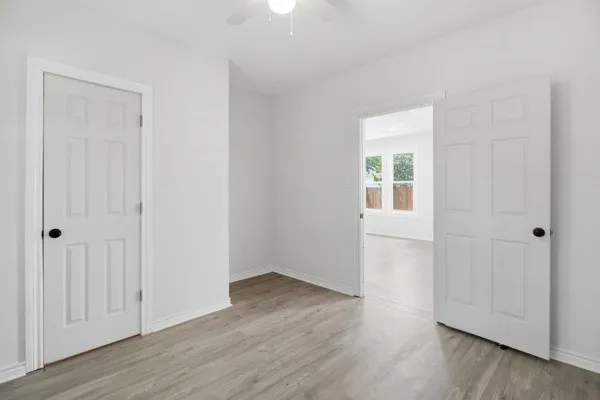 Single Family Residence For Sale in Tarrant County , 910 Loney Street, Fort Worth, Texas 76104, 2 Bedroom, 1 Bathroom, 2 Garage spaces, 860 Sqft, built in 1918, mls#21321629, Real Estate Agent in Fort Worth, Homes For Sale in Tarrant county, Homes For Sale in Fort Worth, Realtor in Fort Worth Texas, Real Estate Brokerage Independent Realty Texas, Luminita Cordes Realtor