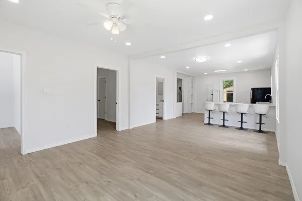 Single Family Residence For Sale in Tarrant County , 910 Loney Street, Fort Worth, Texas 76104, 2 Bedroom, 1 Bathroom, 2 Garage spaces, 860 Sqft, built in 1918, mls#21321629, Real Estate Agent in Fort Worth, Homes For Sale in Tarrant county, Homes For Sale in Fort Worth, Realtor in Fort Worth Texas, Real Estate Brokerage Independent Realty Texas, Luminita Cordes Realtor