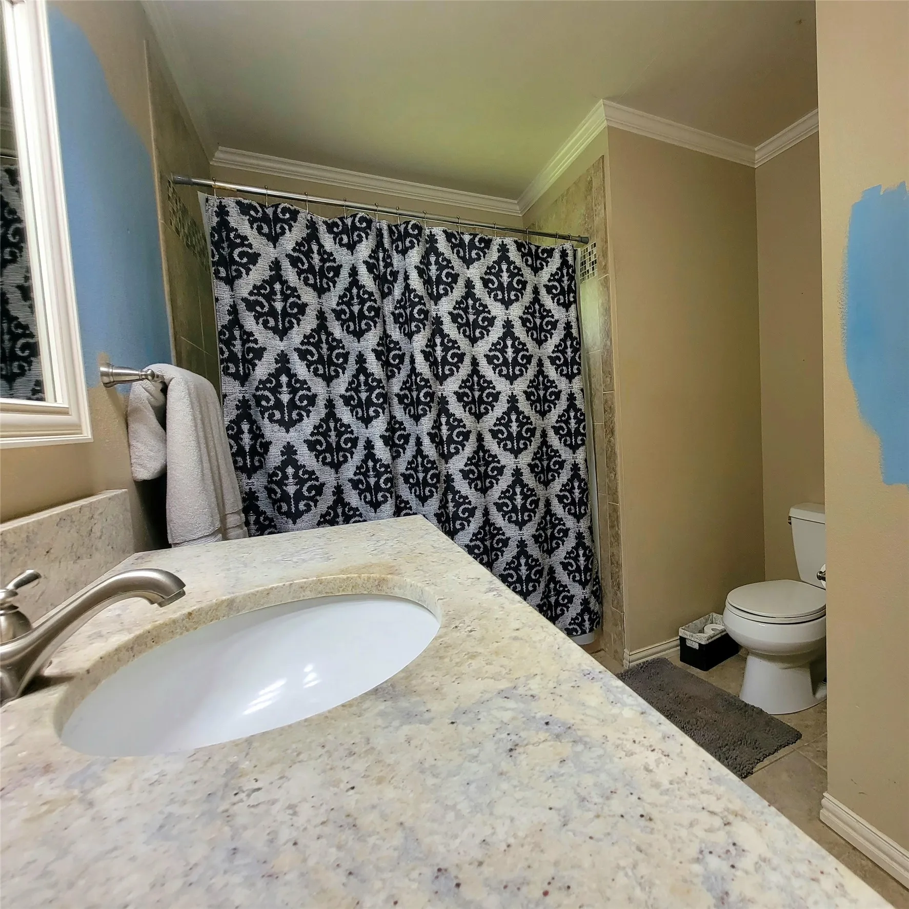 Single Family Residence For Sale in Red River (TX) County , 706 W Fourth, Clarksville, Texas 75426, 3 Bedroom, 2 Bathroom, 2 Garage spaces, 2,520 Sqft, built in 1968, mls#21321537, Real Estate Agent in Clarksville, Homes For Sale in Red River (TX) county, Homes For Sale in Clarksville, Realtor in Clarksville Texas, Real Estate Brokerage Independent Realty Texas, Luminita Cordes Realtor
