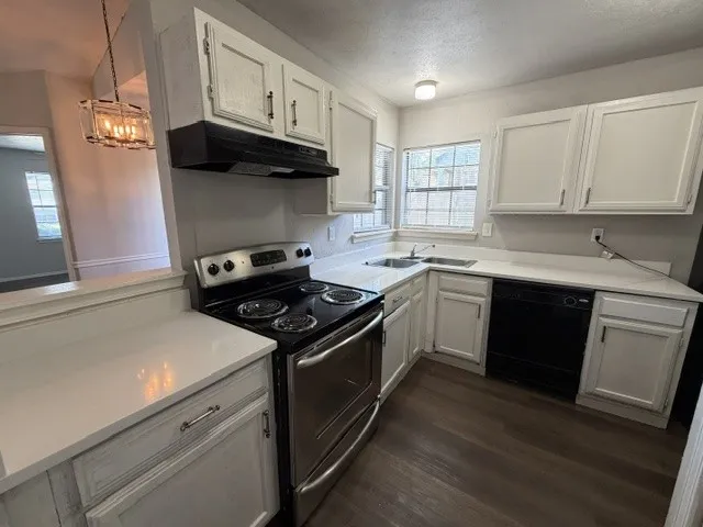 Single Family Residence For Sale in Dallas County , 431 Pogue Street, Cedar Hill, Texas 75104, 3 Bedroom, 2 Bathroom, Garage spaces, 1,060 Sqft, built in 1983, mls#21321657, Real Estate Agent in Cedar Hill, Homes For Sale in Dallas county, Homes For Sale in Cedar Hill, Realtor in Cedar Hill Texas, Real Estate Brokerage Independent Realty Texas, Luminita Cordes Realtor