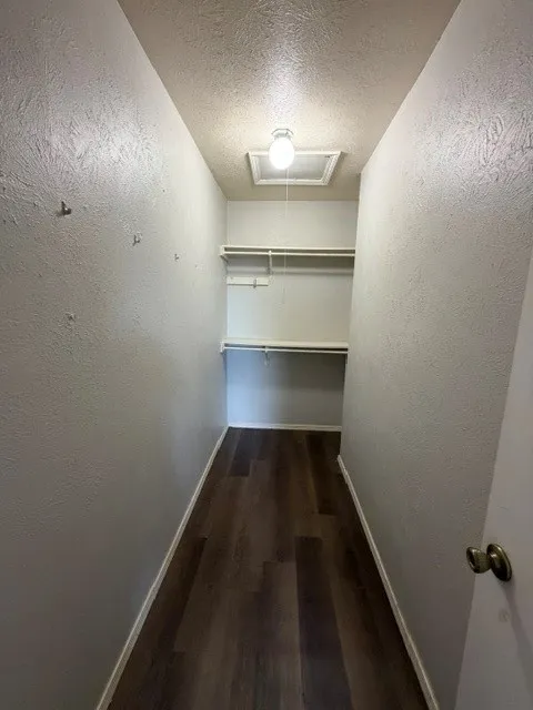 Single Family Residence For Sale in Dallas County , 431 Pogue Street, Cedar Hill, Texas 75104, 3 Bedroom, 2 Bathroom, Garage spaces, 1,060 Sqft, built in 1983, mls#21321657, Real Estate Agent in Cedar Hill, Homes For Sale in Dallas county, Homes For Sale in Cedar Hill, Realtor in Cedar Hill Texas, Real Estate Brokerage Independent Realty Texas, Luminita Cordes Realtor