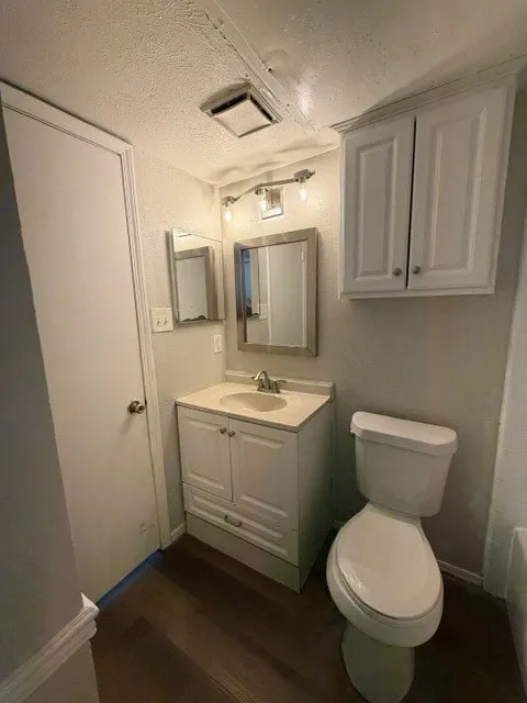Single Family Residence For Sale in Dallas County , 431 Pogue Street, Cedar Hill, Texas 75104, 3 Bedroom, 2 Bathroom, Garage spaces, 1,060 Sqft, built in 1983, mls#21321657, Real Estate Agent in Cedar Hill, Homes For Sale in Dallas county, Homes For Sale in Cedar Hill, Realtor in Cedar Hill Texas, Real Estate Brokerage Independent Realty Texas, Luminita Cordes Realtor