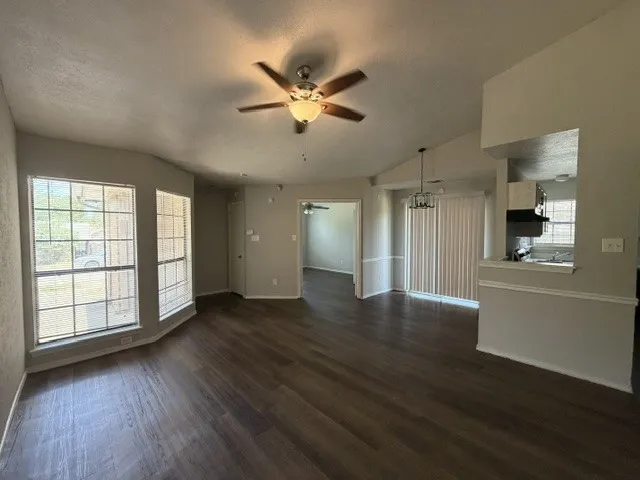 Single Family Residence For Sale in Dallas County , 431 Pogue Street, Cedar Hill, Texas 75104, 3 Bedroom, 2 Bathroom, Garage spaces, 1,060 Sqft, built in 1983, mls#21321657, Real Estate Agent in Cedar Hill, Homes For Sale in Dallas county, Homes For Sale in Cedar Hill, Realtor in Cedar Hill Texas, Real Estate Brokerage Independent Realty Texas, Luminita Cordes Realtor
