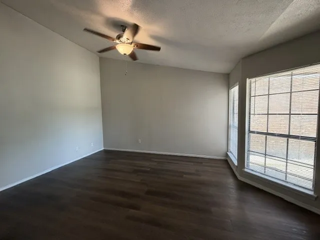 Single Family Residence For Sale in Dallas County , 431 Pogue Street, Cedar Hill, Texas 75104, 3 Bedroom, 2 Bathroom, Garage spaces, 1,060 Sqft, built in 1983, mls#21321657, Real Estate Agent in Cedar Hill, Homes For Sale in Dallas county, Homes For Sale in Cedar Hill, Realtor in Cedar Hill Texas, Real Estate Brokerage Independent Realty Texas, Luminita Cordes Realtor