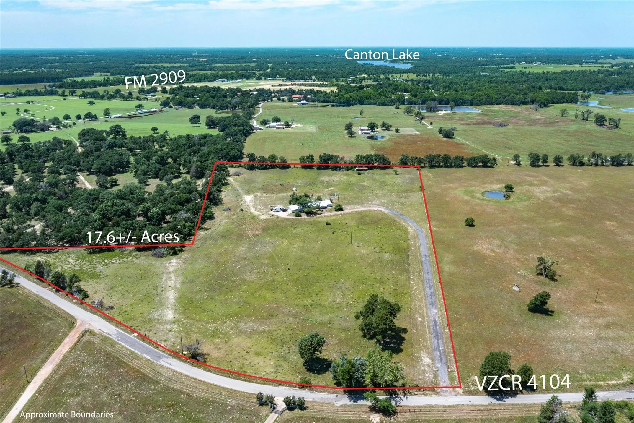 Single Family Residence For Sale in Van Zandt County , 800 Vz County Road 4105, Canton, Texas 75103, 3 Bedrooms, 2 Bathrooms, 2 Garage spaces, 2,418 Sqft, built in 1973, Price $575,000, mls#21321635, Real Estate Agent in Canton, Homes For Sale in Van Zandt county, Homes For Sale in Canton, Realtor in Canton Texas, Real Estate Brokerage Independent Realty Texas, Luminita Cordes Realtor