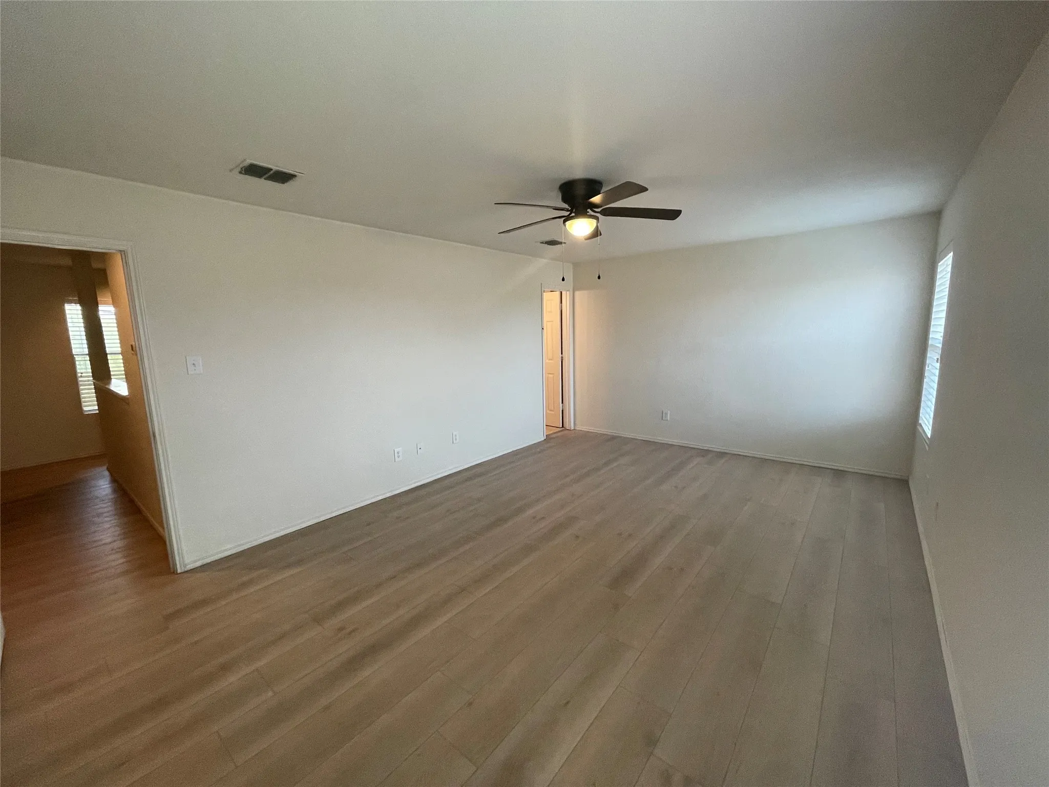 Single Family Residence For Rent in Denton County , 1421 Puerto Lago Drive, Little Elm, Texas 75068, 4 Bedroom, 3 Bathroom, 2 Garage spaces, 2,228 Sqft, built in 2006, mls#21321673, Real Estate Agent in Little Elm, Homes For Rent in Denton county, Homes For Rent in Little Elm, Realtor in Little Elm Texas, Real Estate Brokerage Independent Realty Texas, Luminita Cordes Realtor