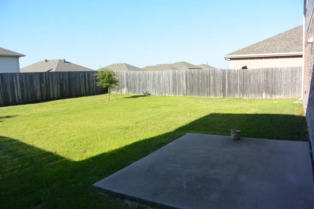 Single Family Residence For Rent in Denton County , 1421 Puerto Lago Drive, Little Elm, Texas 75068, 4 Bedroom, 3 Bathroom, 2 Garage spaces, 2,228 Sqft, built in 2006, mls#21321673, Real Estate Agent in Little Elm, Homes For Rent in Denton county, Homes For Rent in Little Elm, Realtor in Little Elm Texas, Real Estate Brokerage Independent Realty Texas, Luminita Cordes Realtor