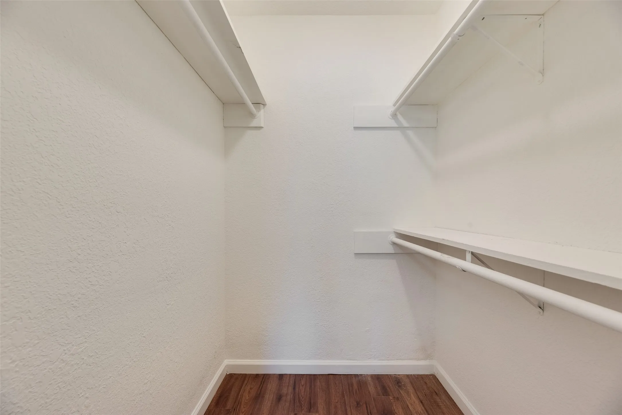 Condominium For Rent in Dallas County , 5109 Cedar Springs 118, Dallas, Texas 75235, 2 Bedroom, 2 Bathroom, Garage spaces, 1,220 Sqft, built in 1964, mls#21321679, Real Estate Agent in Dallas, Homes For Rent in Dallas county, Homes For Rent in Dallas, Realtor in Dallas Texas, Real Estate Brokerage Independent Realty Texas, Luminita Cordes Realtor