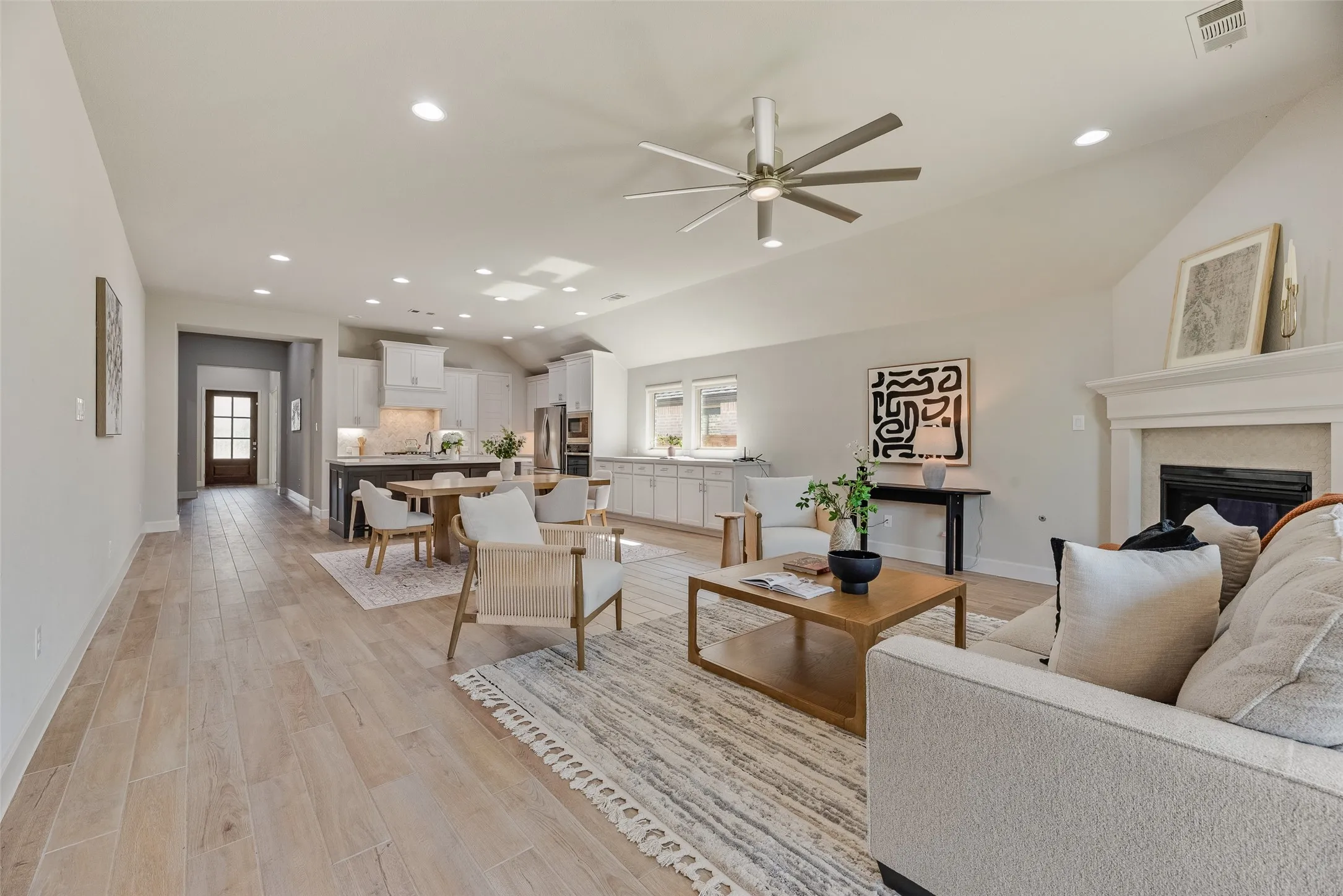 Single Family Residence For Sale in Collin County , 3105 Pedigree Court, Celina, Texas 75009, 4 Bedroom, 3 Bathroom, 2 Garage spaces, 2,557 Sqft, built in 2023, mls#21321684, Real Estate Agent in Celina, Homes For Sale in Collin county, Homes For Sale in Celina, Realtor in Celina Texas, Real Estate Brokerage Independent Realty Texas, Luminita Cordes Realtor
