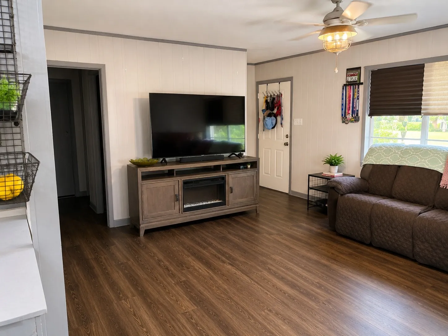 Single Family Residence For Sale in Wood County , 409 Poe Street, Quitman, Texas 75783, 3 Bedroom, 1 Bathroom, 2 Garage spaces, 1,313 Sqft, built in 0, mls#21321688, Real Estate Agent in Quitman, Homes For Sale in Wood county, Homes For Sale in Quitman, Realtor in Quitman Texas, Real Estate Brokerage Independent Realty Texas, Luminita Cordes Realtor