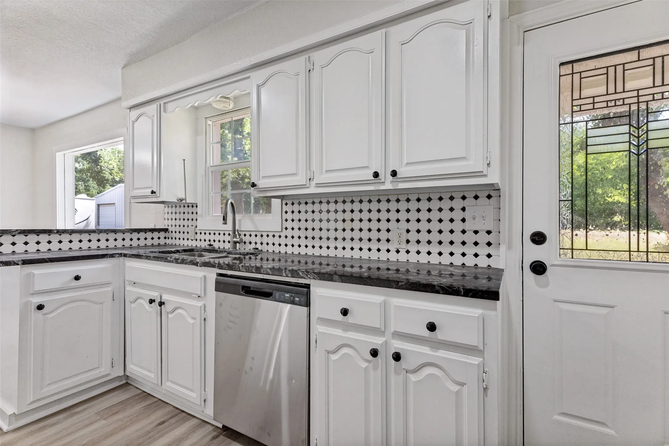 Single Family Residence For Sale in Wise County , 3074 W Highway 114, Paradise, Texas 76073, 3 Bedroom, 2 Bathroom, 1 Garage spaces, 1,380 Sqft, built in 1960, mls#21319207, Real Estate Agent in Paradise, Homes For Sale in Wise county, Homes For Sale in Paradise, Realtor in Paradise Texas, Real Estate Brokerage Independent Realty Texas, Luminita Cordes Realtor