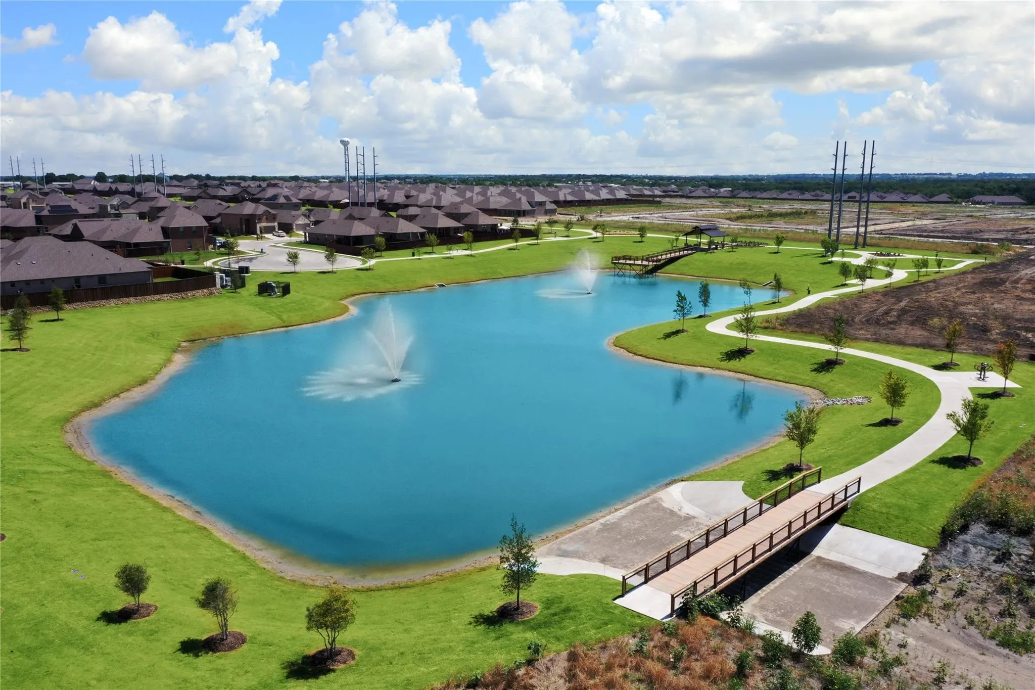Single Family Residence For Sale in Collin County , 432 Silent Pond Park, Lavon, Texas 75166, 3 Bedroom, 2 Bathroom, 2 Garage spaces, 1,676 Sqft, built in 2023, mls#21321648, Real Estate Agent in Lavon, Homes For Sale in Collin county, Homes For Sale in Lavon, Realtor in Lavon Texas, Real Estate Brokerage Independent Realty Texas, Luminita Cordes Realtor