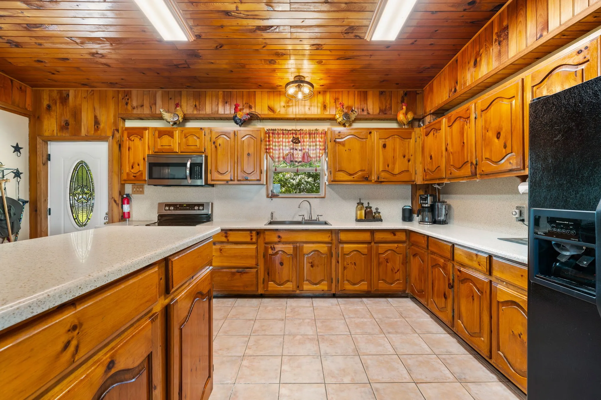 Farm For Sale in Kaufman County , 14054 County Road 352, Terrell, Texas 75161, 3 Bedroom, 3 Bathroom, Garage spaces, 2,400 Sqft, built in 1990, mls#21321278, Real Estate Agent in Terrell, Homes For Sale in Kaufman county, Homes For Sale in Terrell, Realtor in Terrell Texas, Real Estate Brokerage Independent Realty Texas, Luminita Cordes Realtor