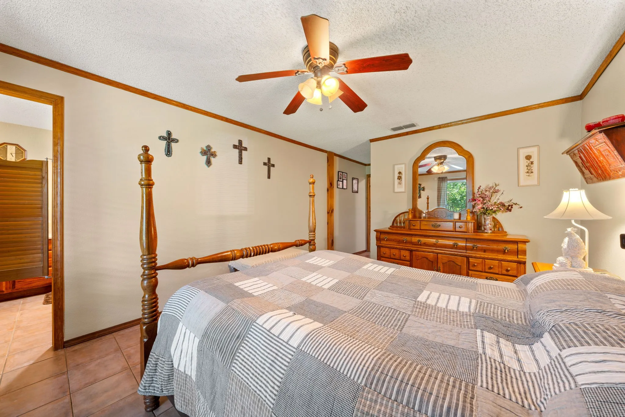 Farm For Sale in Kaufman County , 14054 County Road 352, Terrell, Texas 75161, 3 Bedroom, 3 Bathroom, Garage spaces, 2,400 Sqft, built in 1990, mls#21321278, Real Estate Agent in Terrell, Homes For Sale in Kaufman county, Homes For Sale in Terrell, Realtor in Terrell Texas, Real Estate Brokerage Independent Realty Texas, Luminita Cordes Realtor