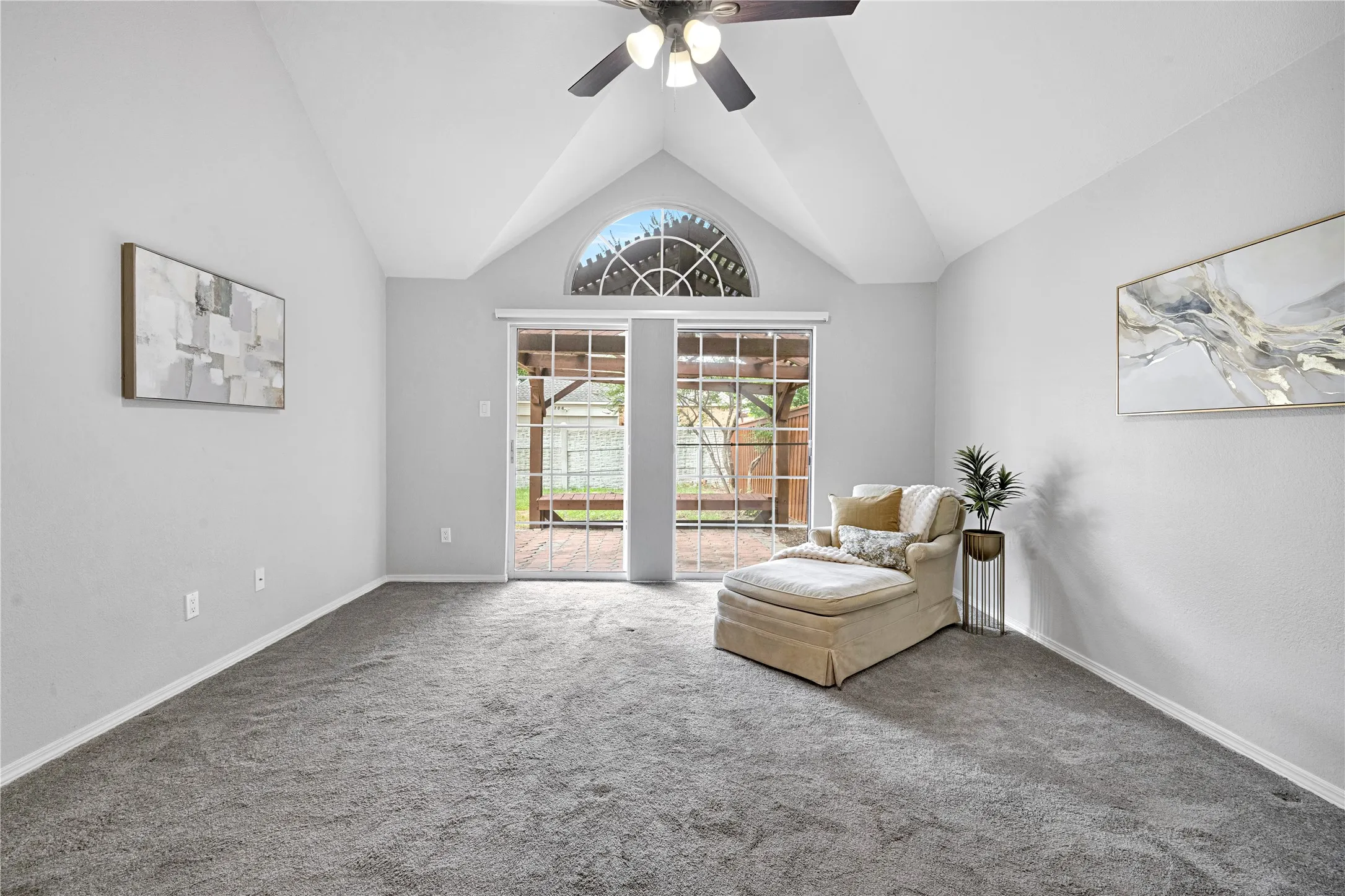 Single Family Residence For Rent in Collin County , 3116 Silver Springs Lane, Richardson, Texas 75082, 3 Bedroom, 2 Bathroom, 2 Garage spaces, 1,722 Sqft, built in 1986, mls#21321718, Real Estate Agent in Richardson, Homes For Rent in Collin county, Homes For Rent in Richardson, Realtor in Richardson Texas, Real Estate Brokerage Independent Realty Texas, Luminita Cordes Realtor
