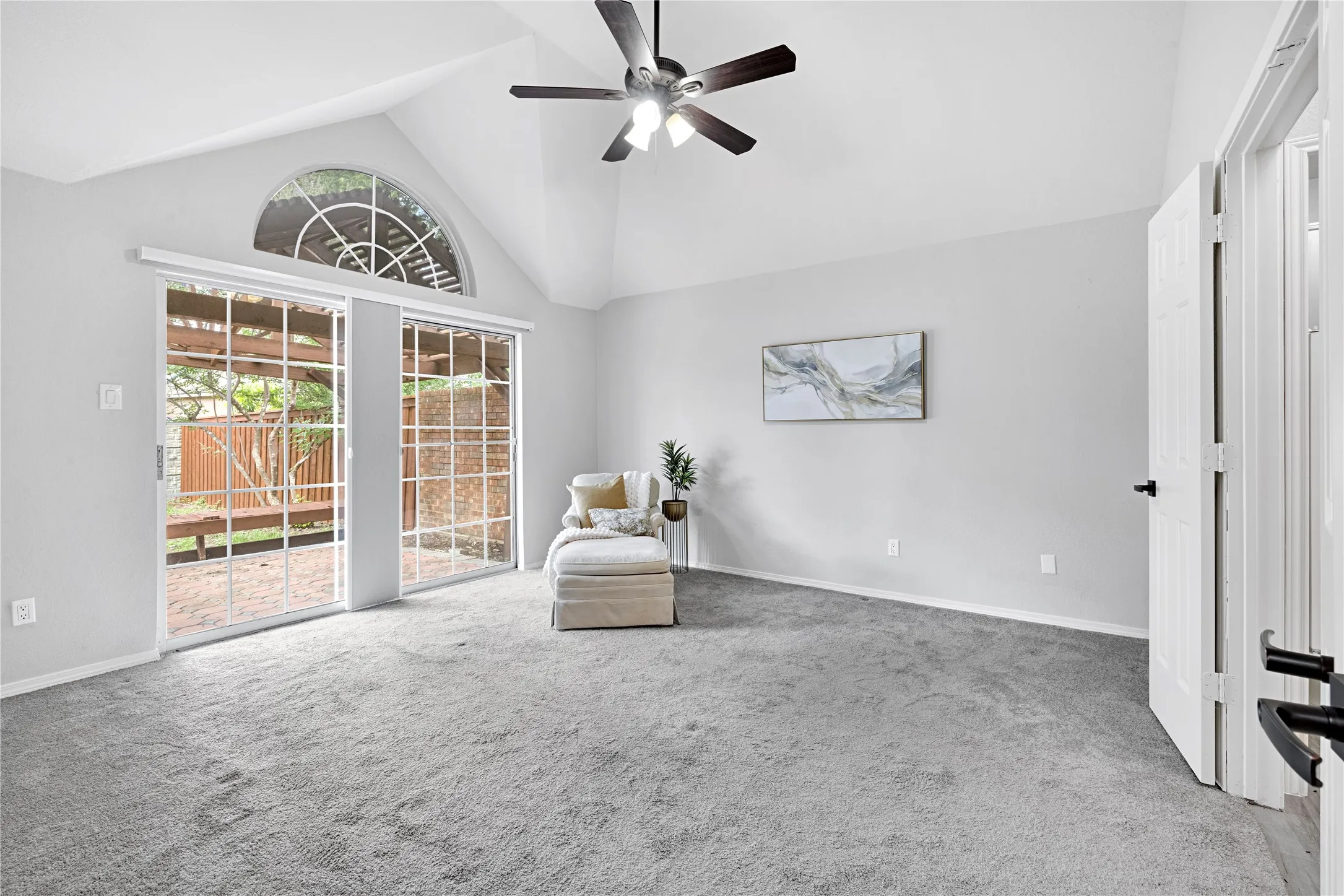 Single Family Residence For Rent in Collin County , 3116 Silver Springs Lane, Richardson, Texas 75082, 3 Bedroom, 2 Bathroom, 2 Garage spaces, 1,722 Sqft, built in 1986, mls#21321718, Real Estate Agent in Richardson, Homes For Rent in Collin county, Homes For Rent in Richardson, Realtor in Richardson Texas, Real Estate Brokerage Independent Realty Texas, Luminita Cordes Realtor