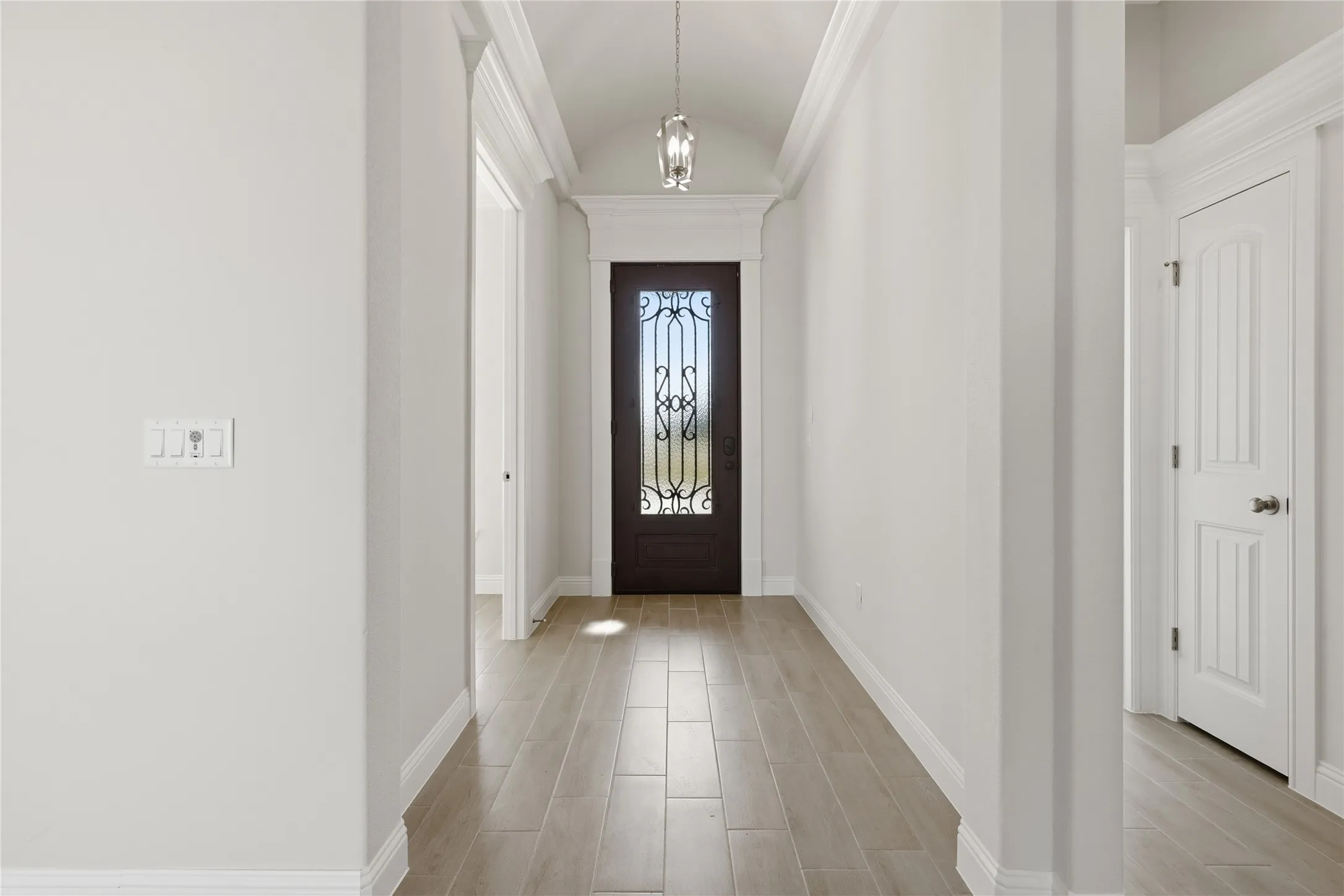 Single Family Residence For Sale in Parker County , 1061 Uplift Drive, Weatherford, Texas 76087, 4 Bedroom, 3 Bathroom, 3 Garage spaces, 2,469 Sqft, built in 2025, mls#21320875, Real Estate Agent in Weatherford, Homes For Sale in Parker county, Homes For Sale in Weatherford, Realtor in Weatherford Texas, Real Estate Brokerage Independent Realty Texas, Luminita Cordes Realtor