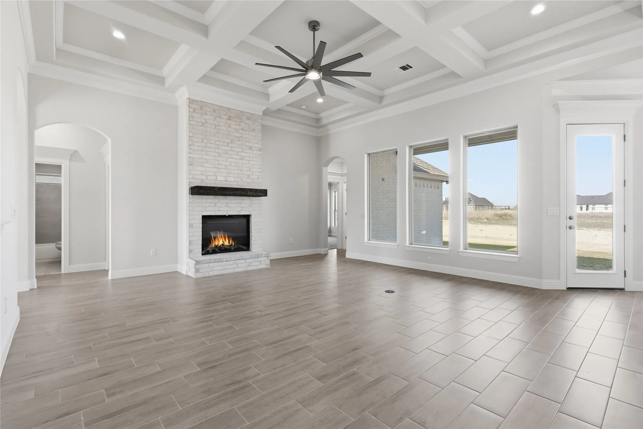 Single Family Residence For Sale in Parker County , 1061 Uplift Drive, Weatherford, Texas 76087, 4 Bedroom, 3 Bathroom, 3 Garage spaces, 2,469 Sqft, built in 2025, mls#21320875, Real Estate Agent in Weatherford, Homes For Sale in Parker county, Homes For Sale in Weatherford, Realtor in Weatherford Texas, Real Estate Brokerage Independent Realty Texas, Luminita Cordes Realtor