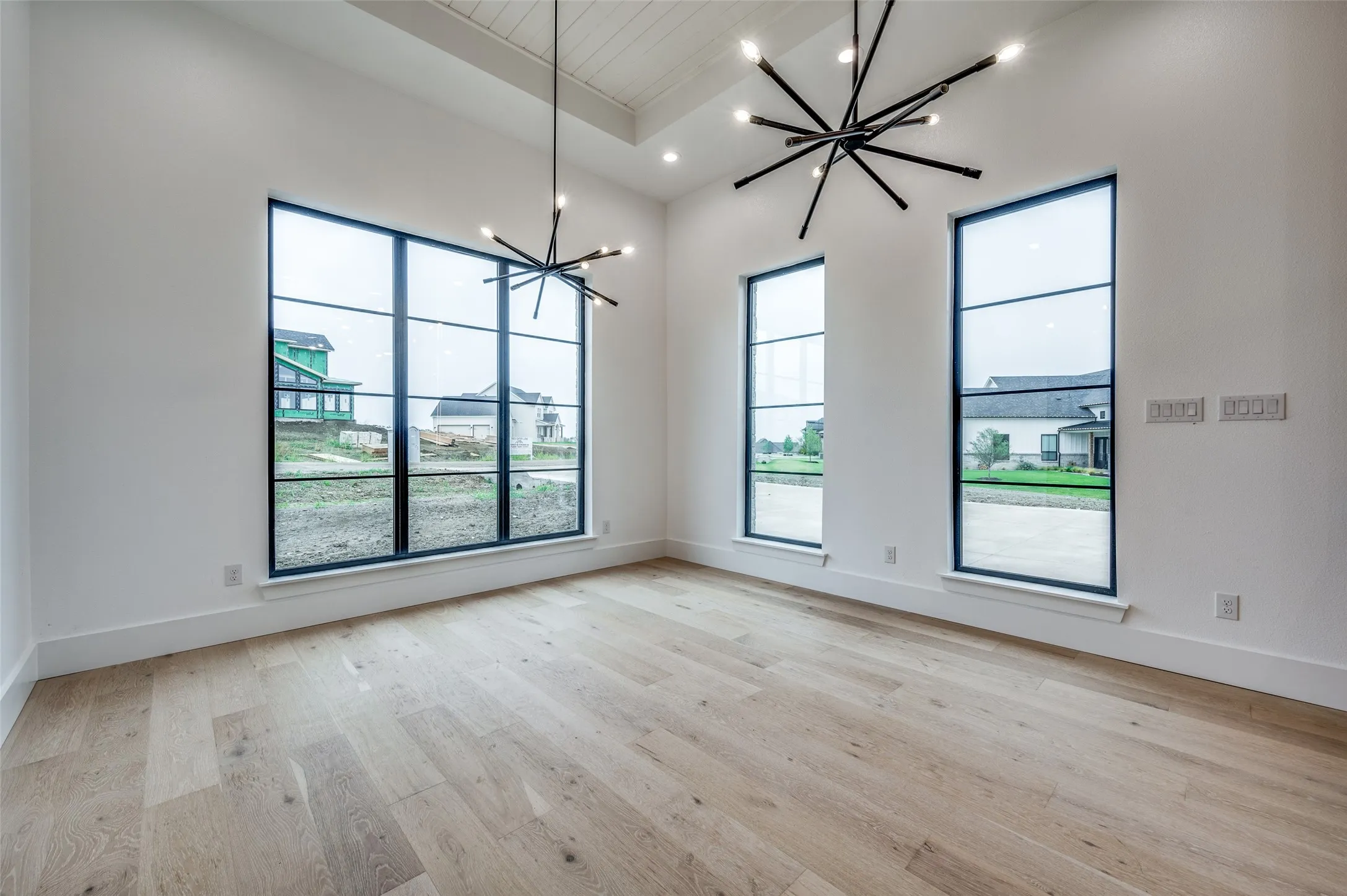 Single Family Residence For Sale in Grayson County , 1973 Carter Lane, Gunter, Texas 75058, 5 Bedroom, 5 Bathroom, 3 Garage spaces, 4,262 Sqft, built in 2024, mls#21321711, Real Estate Agent in Gunter, Homes For Sale in Grayson county, Homes For Sale in Gunter, Realtor in Gunter Texas, Real Estate Brokerage Independent Realty Texas, Luminita Cordes Realtor