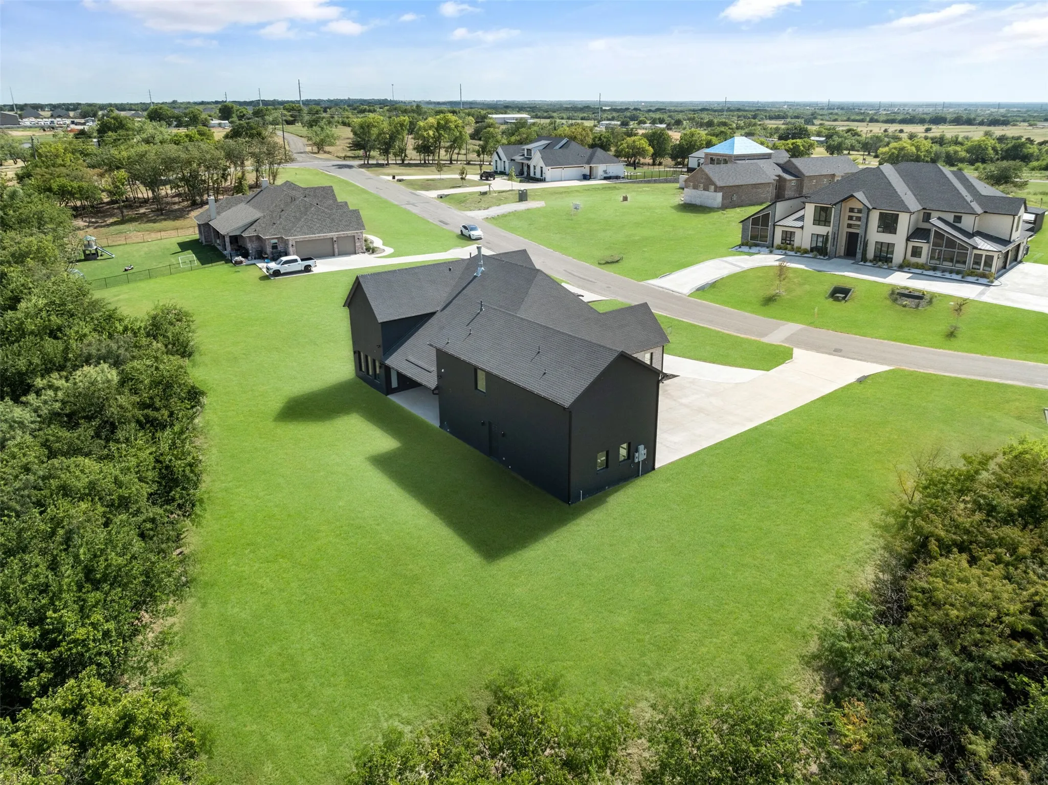 Single Family Residence For Sale in Grayson County , 1973 Carter Lane, Gunter, Texas 75058, 5 Bedroom, 5 Bathroom, 3 Garage spaces, 4,262 Sqft, built in 2024, mls#21321711, Real Estate Agent in Gunter, Homes For Sale in Grayson county, Homes For Sale in Gunter, Realtor in Gunter Texas, Real Estate Brokerage Independent Realty Texas, Luminita Cordes Realtor