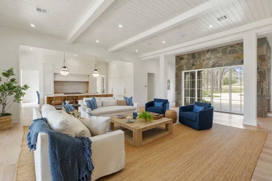 Single Family Residence For Sale in Henderson County , 3810 Windward Way, Malakoff, Texas 75148, 6 Bedrooms, 7 Bathrooms, 2 Garage spaces, 5,956 Sqft, built in 2021, Price $3,975,000, mls#21320526, Real Estate Agent in Malakoff, Homes For Sale in Henderson county, Homes For Sale in Malakoff, Realtor in Malakoff Texas, Real Estate Brokerage Independent Realty Texas, Luminita Cordes Realtor