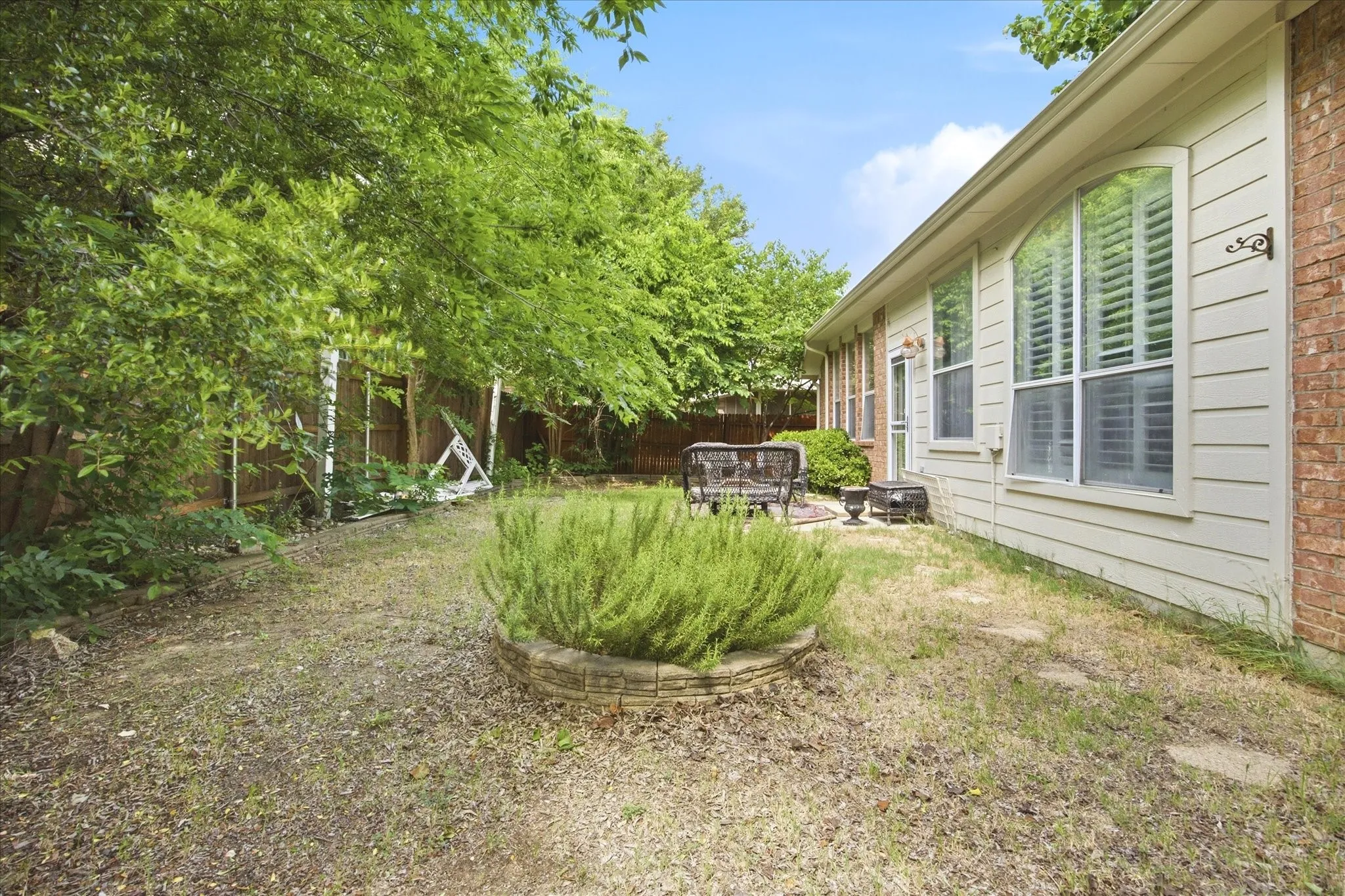 Single Family Residence For Rent in Collin County , 5101 Stonecrest Drive, Mc Kinney, Texas 75071, 3 Bedroom, 2 Bathroom, 2 Garage spaces, 2,492 Sqft, built in 2001, mls#21321770, Real Estate Agent in Mc Kinney, Homes For Rent in Collin county, Homes For Rent in Mc Kinney, Realtor in Mc Kinney Texas, Real Estate Brokerage Independent Realty Texas, Luminita Cordes Realtor