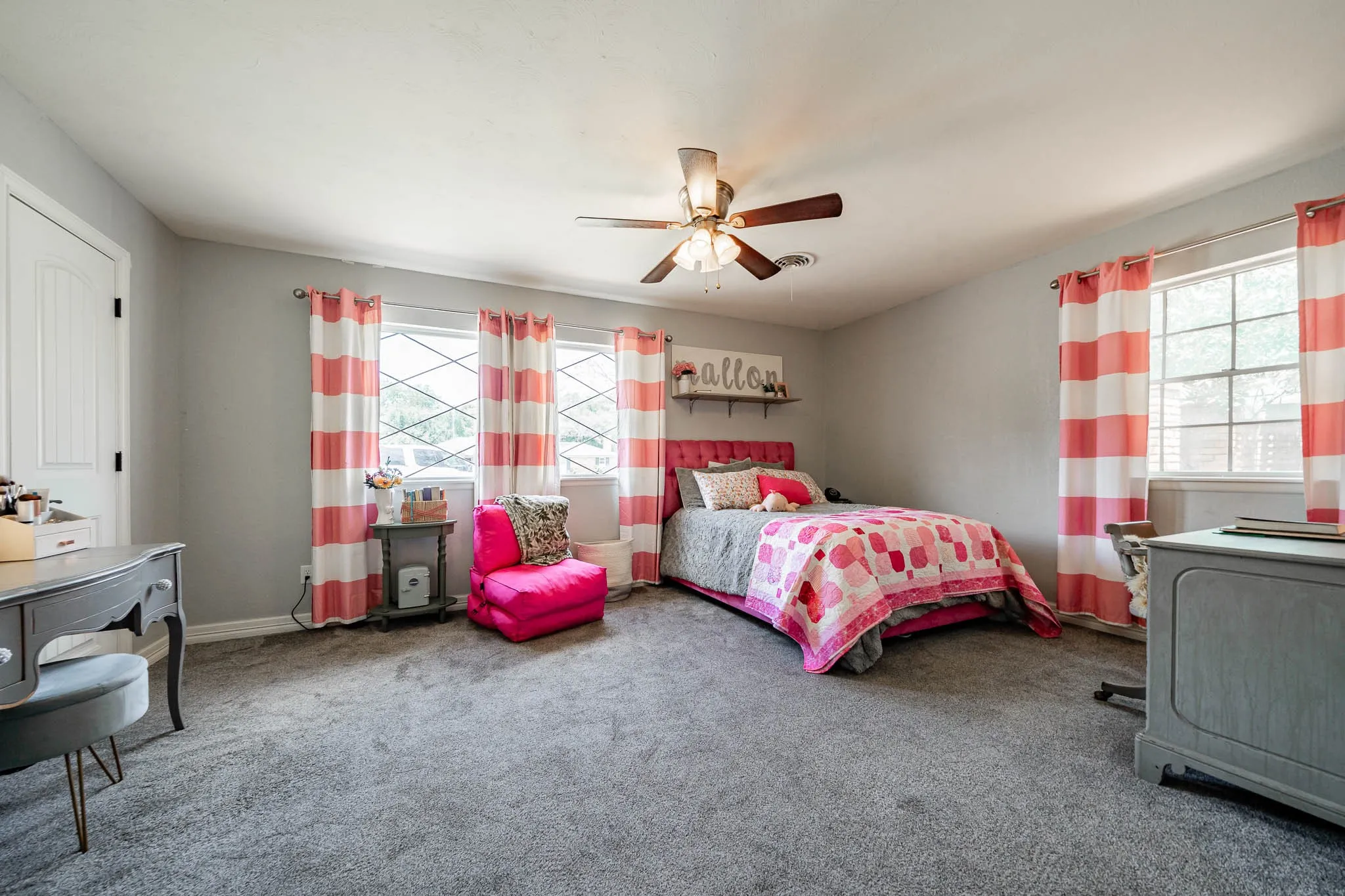 Single Family Residence For Sale in Taylor County , 1825 Elmwood Drive, Abilene, Texas 79605, 4 Bedroom, 4 Bathroom, 2 Garage spaces, 3,036 Sqft, built in 1960, mls#21321775, Real Estate Agent in Abilene, Homes For Sale in Taylor county, Homes For Sale in Abilene, Realtor in Abilene Texas, Real Estate Brokerage Independent Realty Texas, Luminita Cordes Realtor