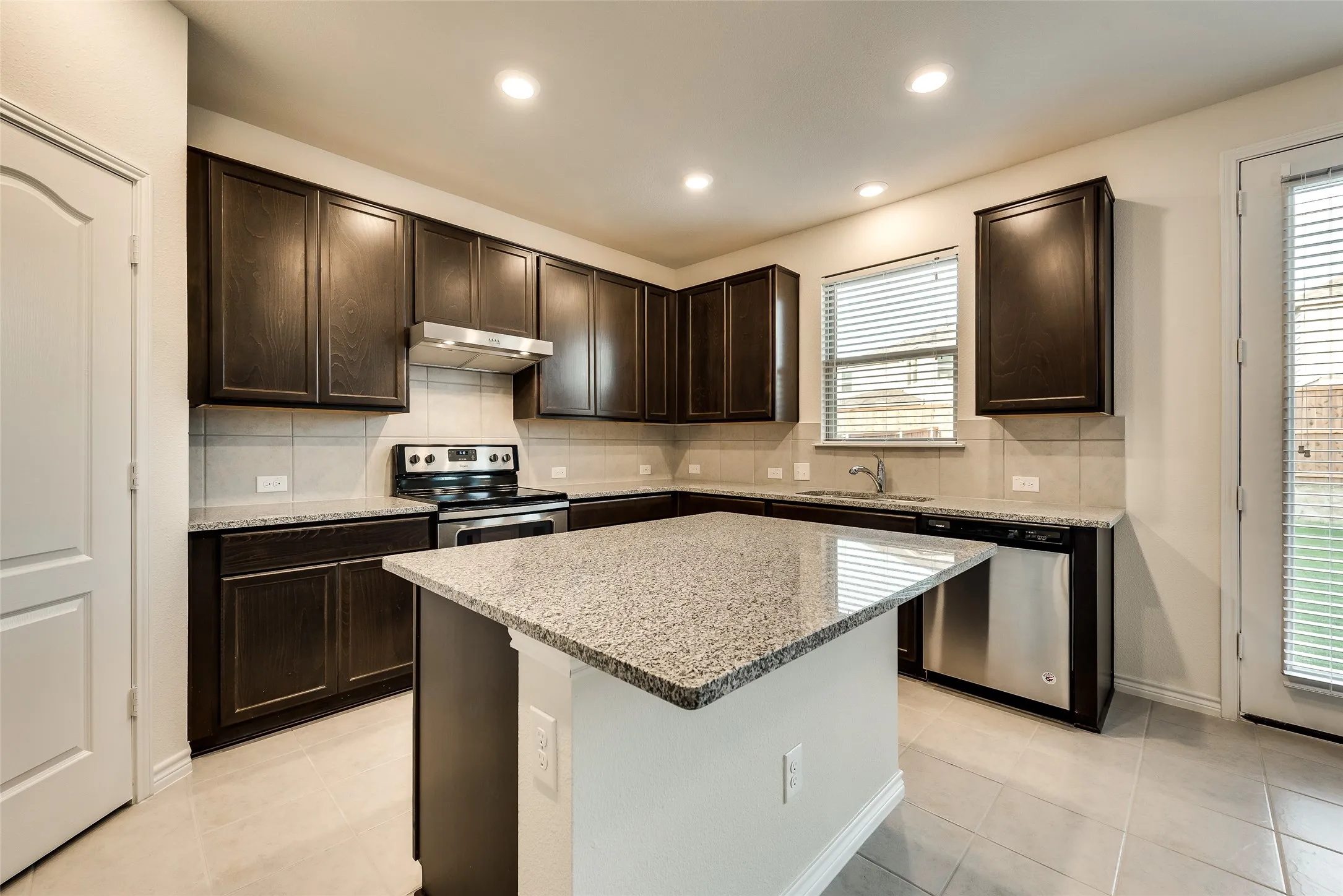 Single Family Residence For Rent in Denton County , 2708 Ryder Lane, Aubrey, Texas 76227, 4 Bedrooms, 2 Bathrooms, 2 Garage spaces, 1,853 Sqft, built in 2018, Price $2,300, mls#21321587, Real Estate Agent in Aubrey, Homes For Rent in Denton county, Homes For Rent in Aubrey, Realtor in Aubrey Texas, Real Estate Brokerage Independent Realty Texas, Luminita Cordes Realtor