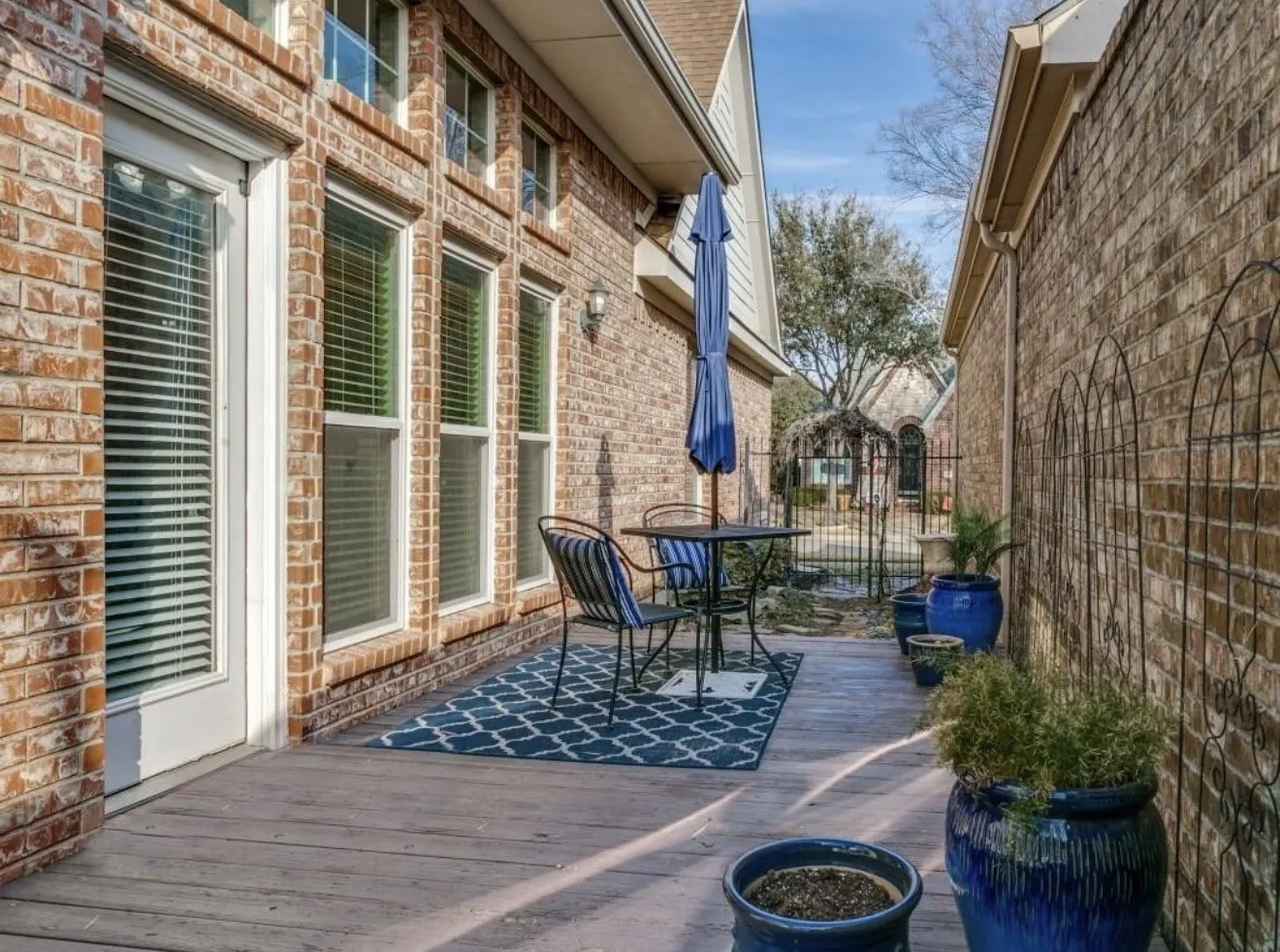 Single Family Residence For Sale in Tarrant County , 8604 Beetle Nut Lane, North Richland Hills, Texas 76180, 3 Bedroom, 2 Bathroom, 2 Garage spaces, 1,871 Sqft, built in 2003, mls#21321791, Real Estate Agent in North Richland Hills, Homes For Sale in Tarrant county, Homes For Sale in North Richland Hills, Realtor in North Richland Hills Texas, Real Estate Brokerage Independent Realty Texas, Luminita Cordes Realtor