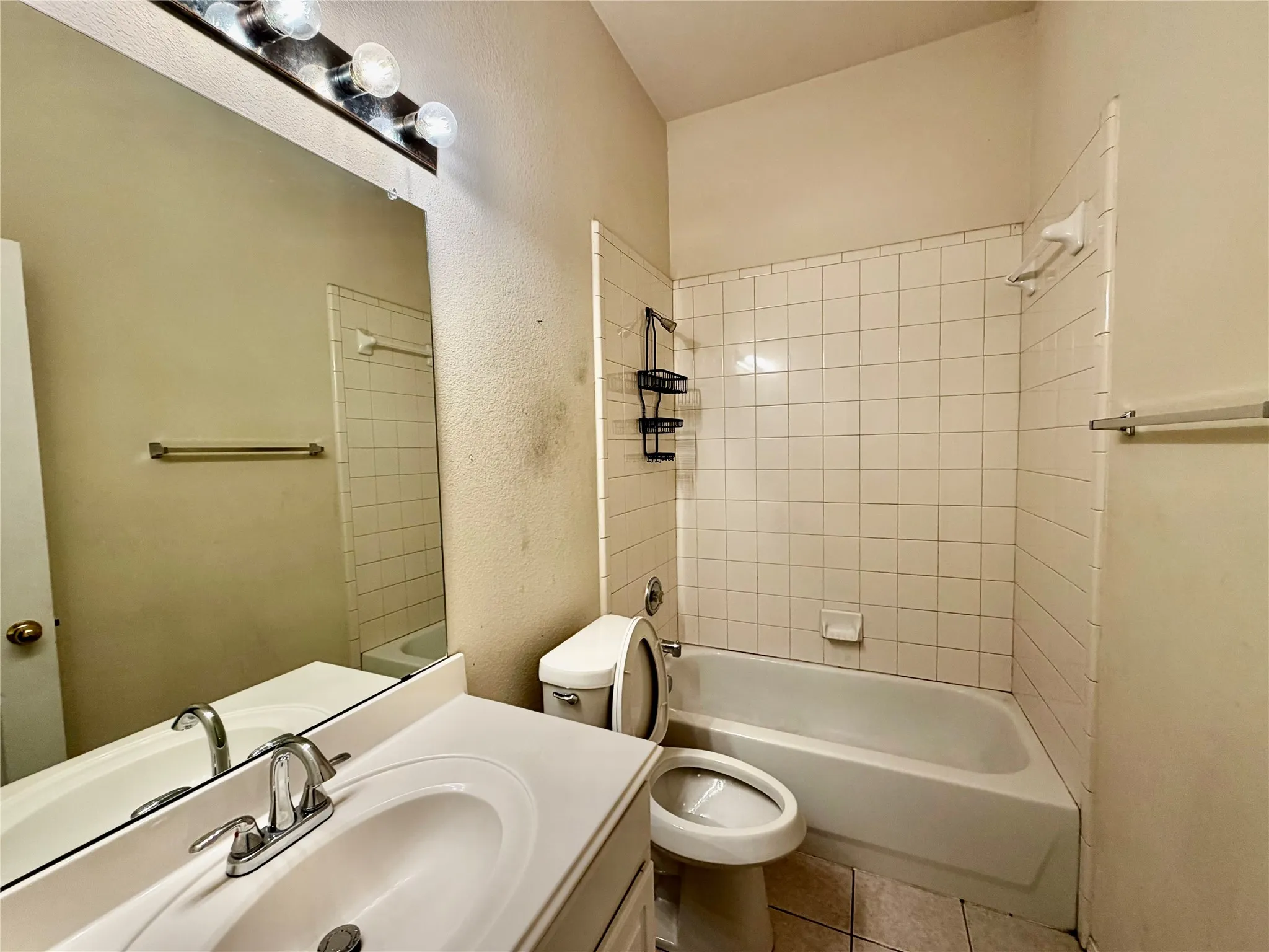Single Family Residence For Rent in Collin County , 8520 Ontario Drive, Mc Kinney, Texas 75072, 3 Bedroom, 2 Bathroom, 2 Garage spaces, 1,737 Sqft, built in 2002, mls#21321801, Real Estate Agent in Mc Kinney, Homes For Rent in Collin county, Homes For Rent in Mc Kinney, Realtor in Mc Kinney Texas, Real Estate Brokerage Independent Realty Texas, Luminita Cordes Realtor