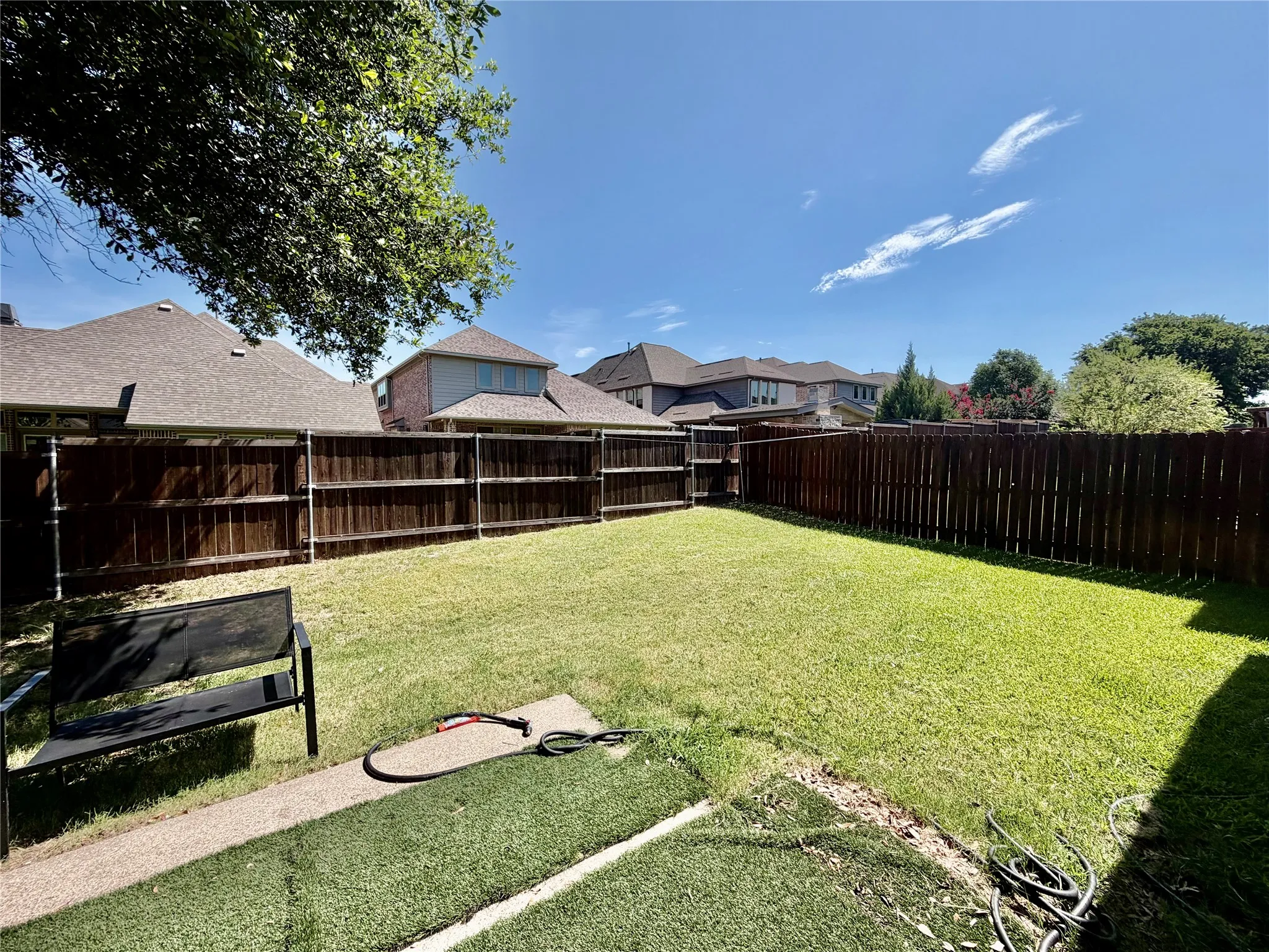 Single Family Residence For Rent in Collin County , 8520 Ontario Drive, Mc Kinney, Texas 75072, 3 Bedroom, 2 Bathroom, 2 Garage spaces, 1,737 Sqft, built in 2002, mls#21321801, Real Estate Agent in Mc Kinney, Homes For Rent in Collin county, Homes For Rent in Mc Kinney, Realtor in Mc Kinney Texas, Real Estate Brokerage Independent Realty Texas, Luminita Cordes Realtor