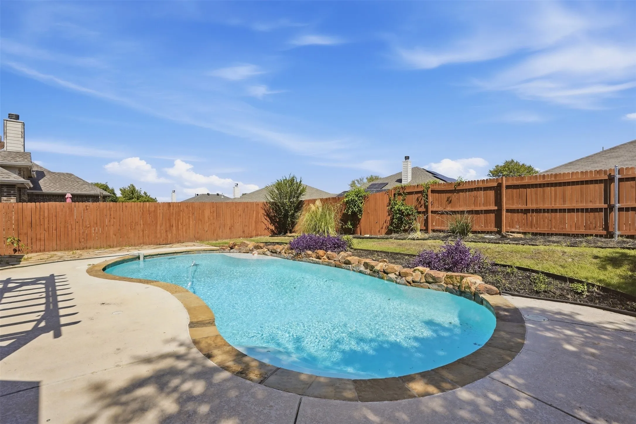Single Family Residence For Sale in Tarrant County , 7120 Brekenridge Drive, Fort Worth, Texas 76179, 5 Bedroom, 4 Bathroom, 2 Garage spaces, 3,860 Sqft, built in 2005, mls#21321831, Real Estate Agent in Fort Worth, Homes For Sale in Tarrant county, Homes For Sale in Fort Worth, Realtor in Fort Worth Texas, Real Estate Brokerage Independent Realty Texas, Luminita Cordes Realtor