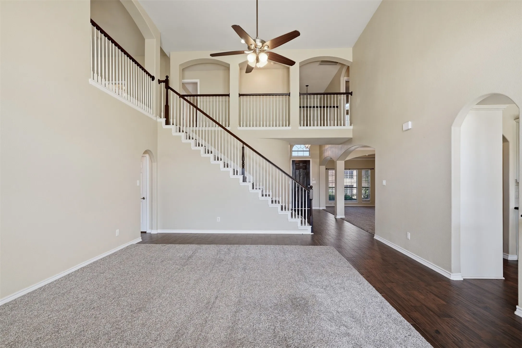 Single Family Residence For Sale in Tarrant County , 7120 Brekenridge Drive, Fort Worth, Texas 76179, 5 Bedroom, 4 Bathroom, 2 Garage spaces, 3,860 Sqft, built in 2005, mls#21321831, Real Estate Agent in Fort Worth, Homes For Sale in Tarrant county, Homes For Sale in Fort Worth, Realtor in Fort Worth Texas, Real Estate Brokerage Independent Realty Texas, Luminita Cordes Realtor