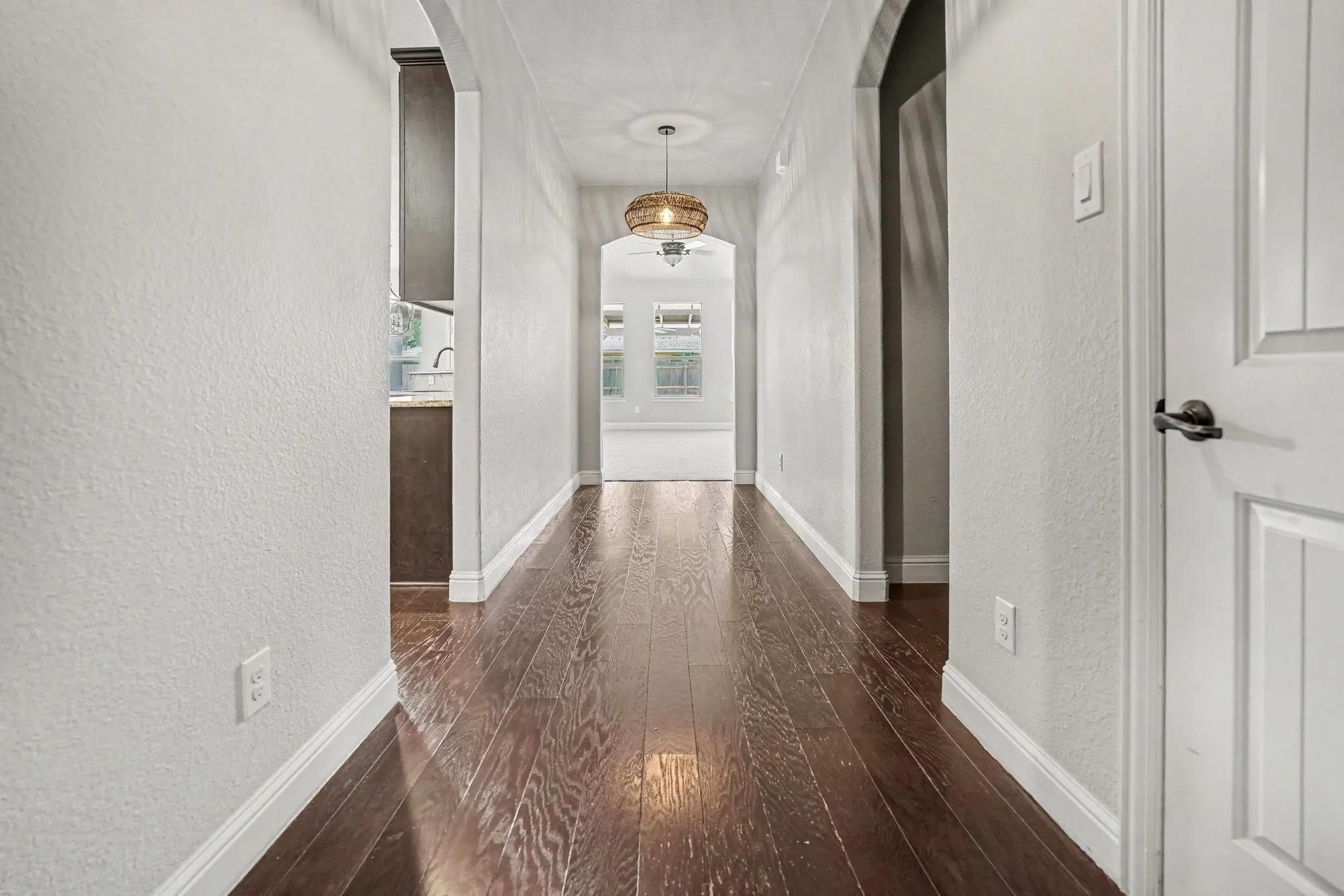 Single Family Residence For Sale in Tarrant County , 4310 Garden Path Lane, Mansfield, Texas 76063, 3 Bedroom, 3 Bathroom, 2 Garage spaces, 2,846 Sqft, built in 2012, mls#21321310, Real Estate Agent in Mansfield, Homes For Sale in Tarrant county, Homes For Sale in Mansfield, Realtor in Mansfield Texas, Real Estate Brokerage Independent Realty Texas, Luminita Cordes Realtor