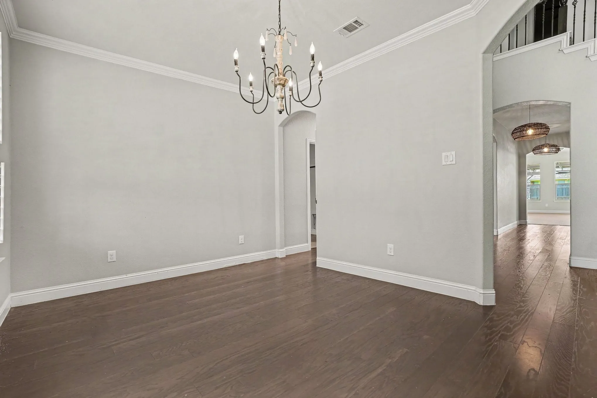 Single Family Residence For Sale in Tarrant County , 4310 Garden Path Lane, Mansfield, Texas 76063, 3 Bedroom, 3 Bathroom, 2 Garage spaces, 2,846 Sqft, built in 2012, mls#21321310, Real Estate Agent in Mansfield, Homes For Sale in Tarrant county, Homes For Sale in Mansfield, Realtor in Mansfield Texas, Real Estate Brokerage Independent Realty Texas, Luminita Cordes Realtor